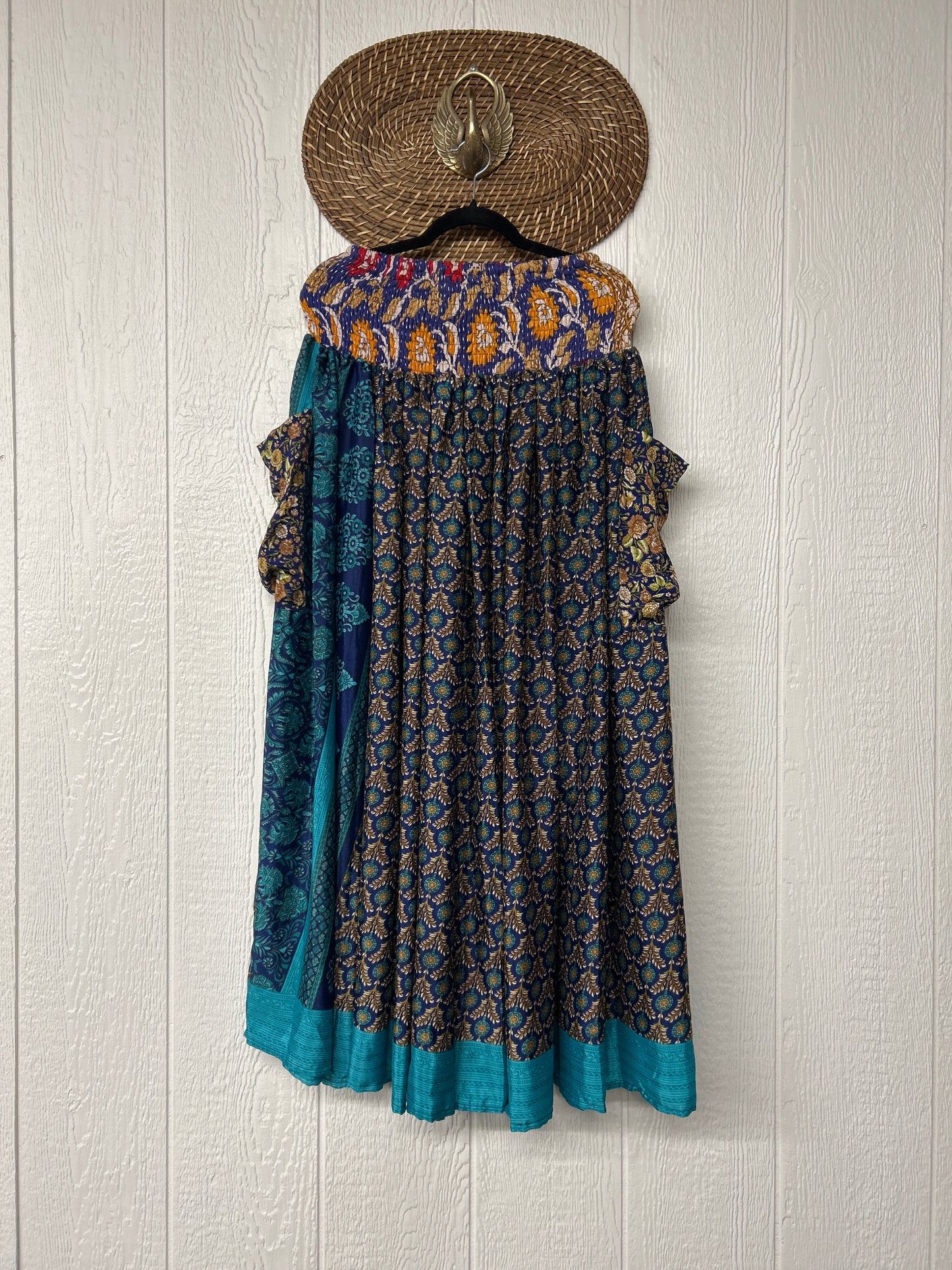 Rasgulla Sari Free Bird Convertible Skirt 0226 152