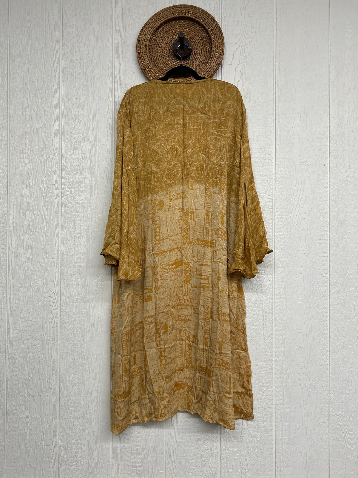 RETAIL Crepe Sari Spellbound Kimono 0926 081