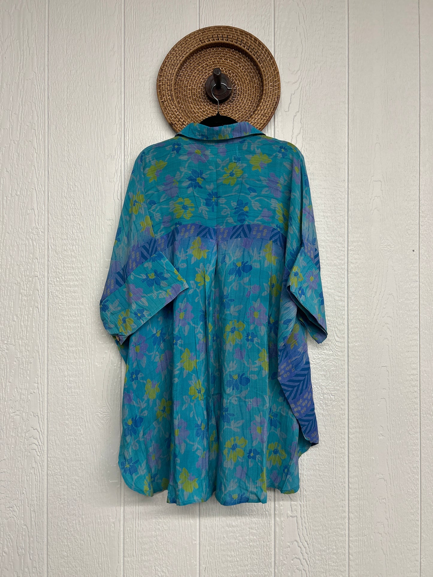 Crepe Sari Free To Be Button Down 0626 272