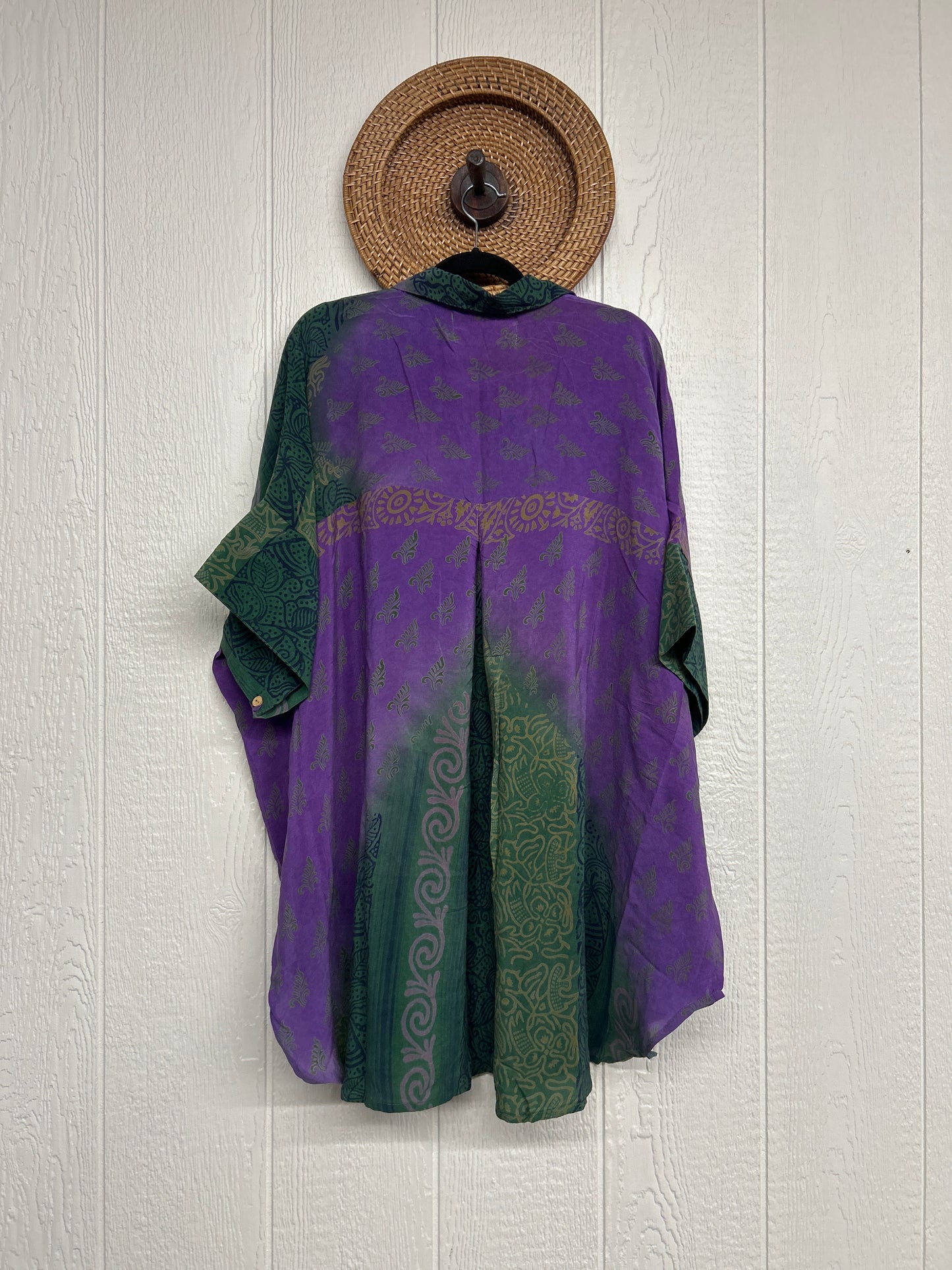 RETAIL Crepe Sari Free To Be Button Down 0626 192