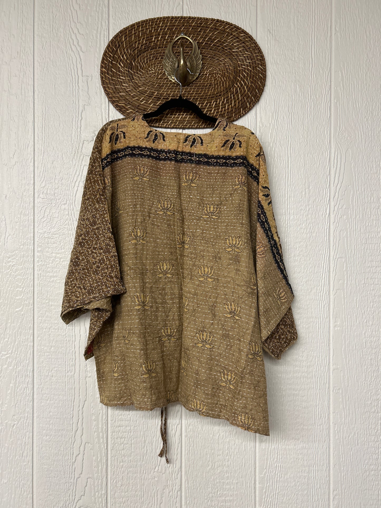 RETAIL Pareo Kantha Hi-Lo Butterfly Top 0626 126
