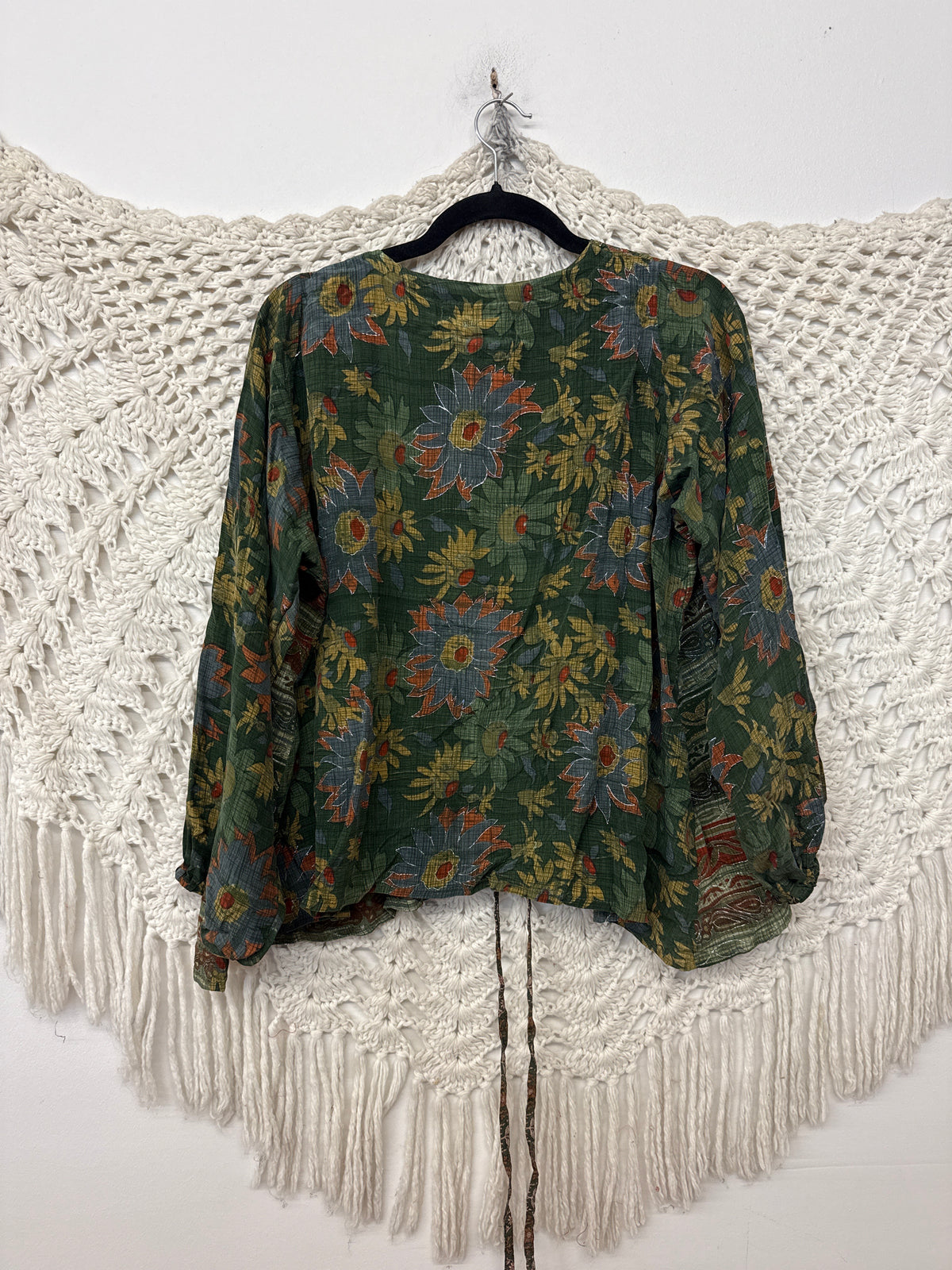 Crepe Sari Daisy Blouse L0926 001