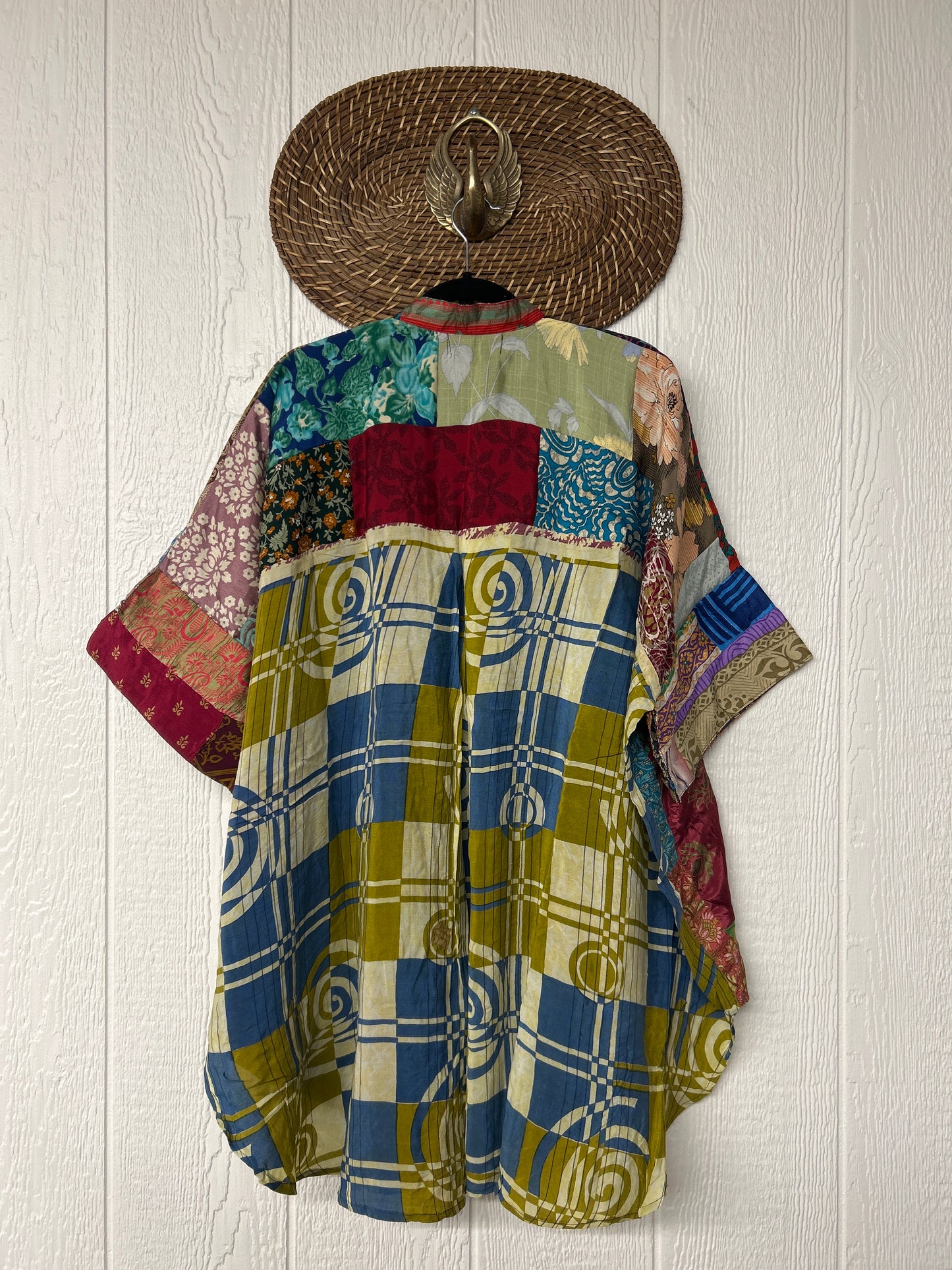 Goddess Free To Be Button-Down 0925 012