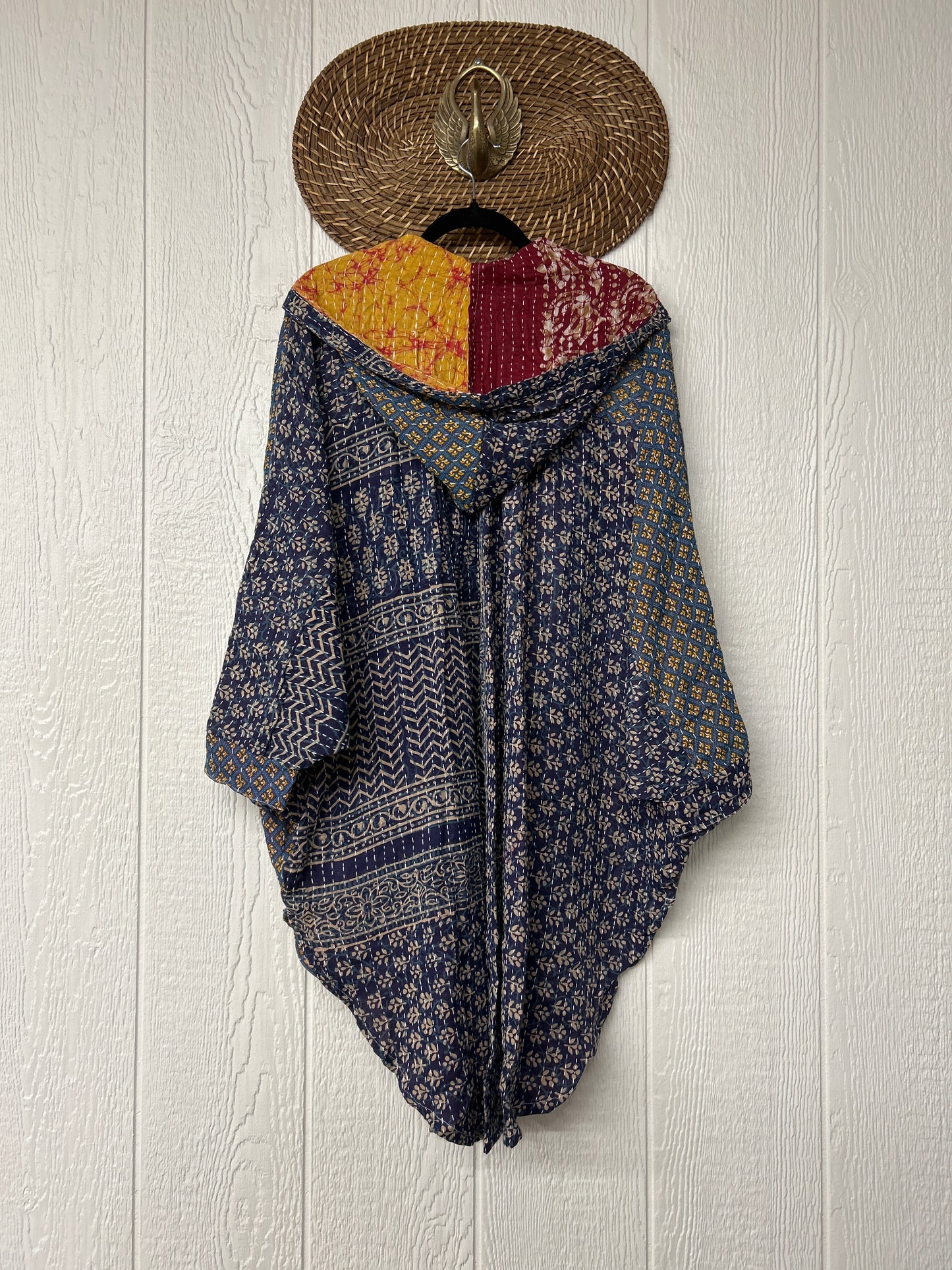 Pareo Kantha Poetic Hoodie 0226 204