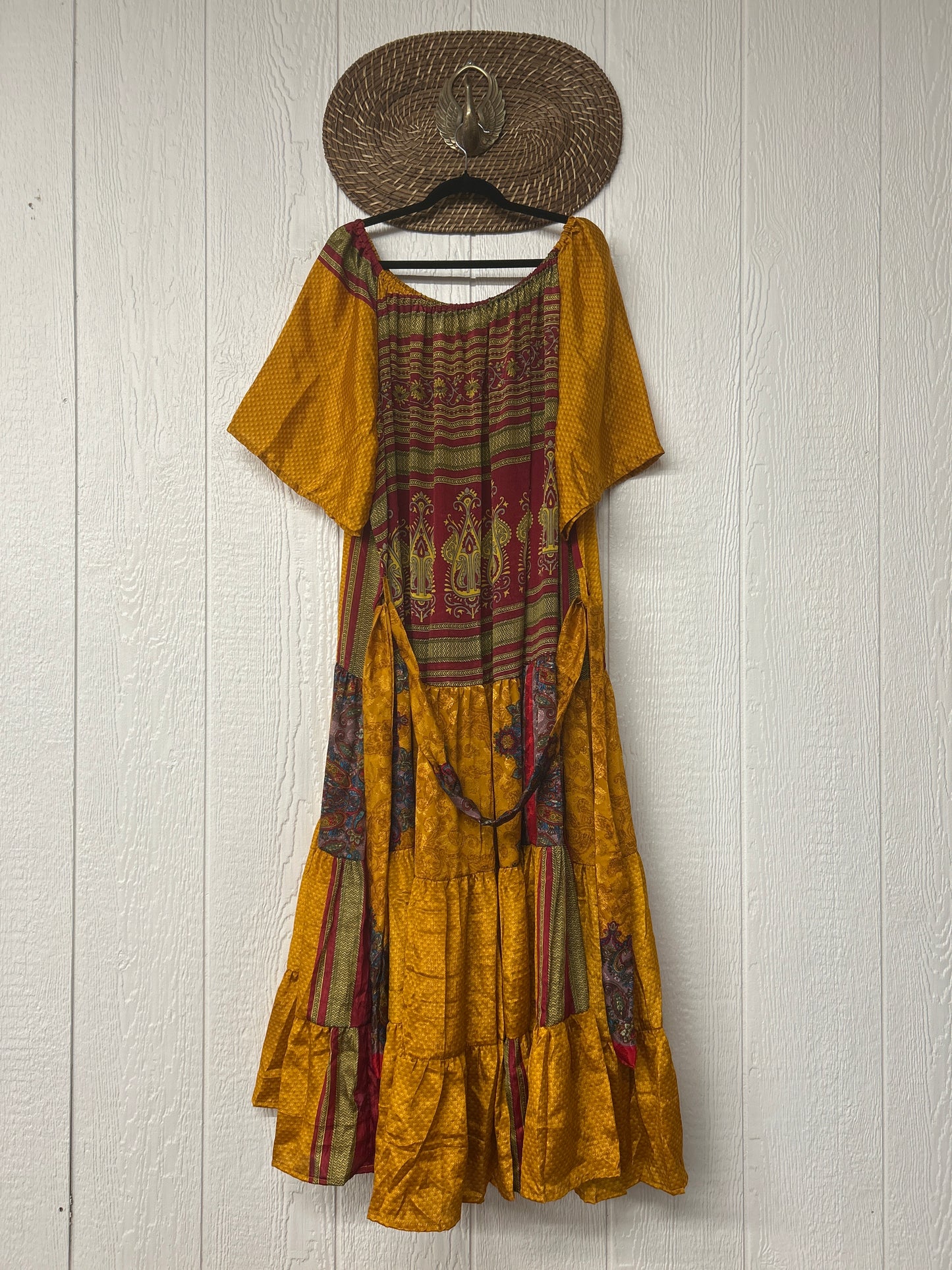 Rasgulla Sari Nova Maxi 0826 258