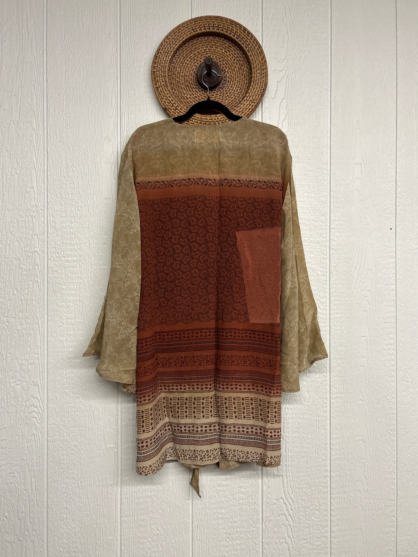Crepe Sari Shortie Spellbound Kimono 0426 227