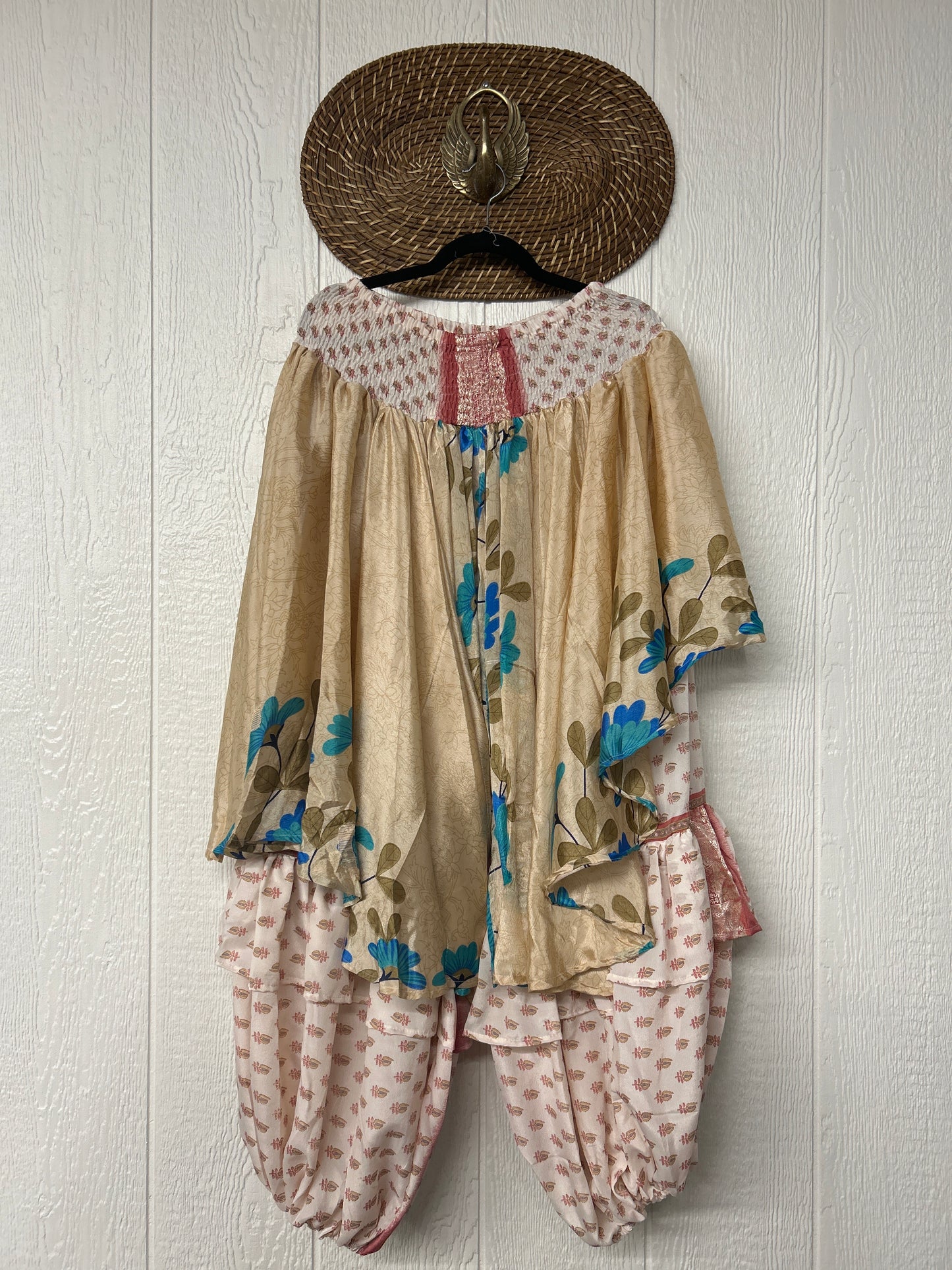 Rasgulla Sari Enchanted Jogger 0426 194