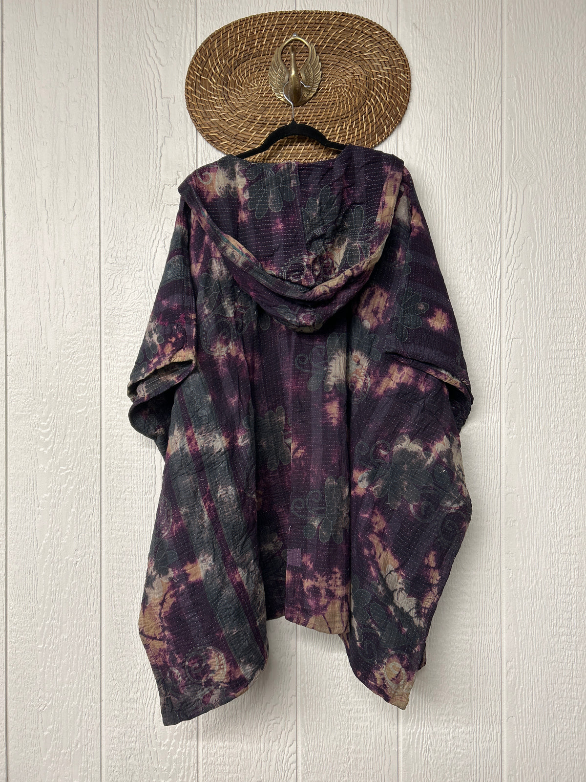 Aura Edit Fine Kantha Wanderlust Poncho 1026 003