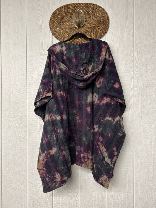 Aura Edit Fine Kantha Wanderlust Poncho 1026 003