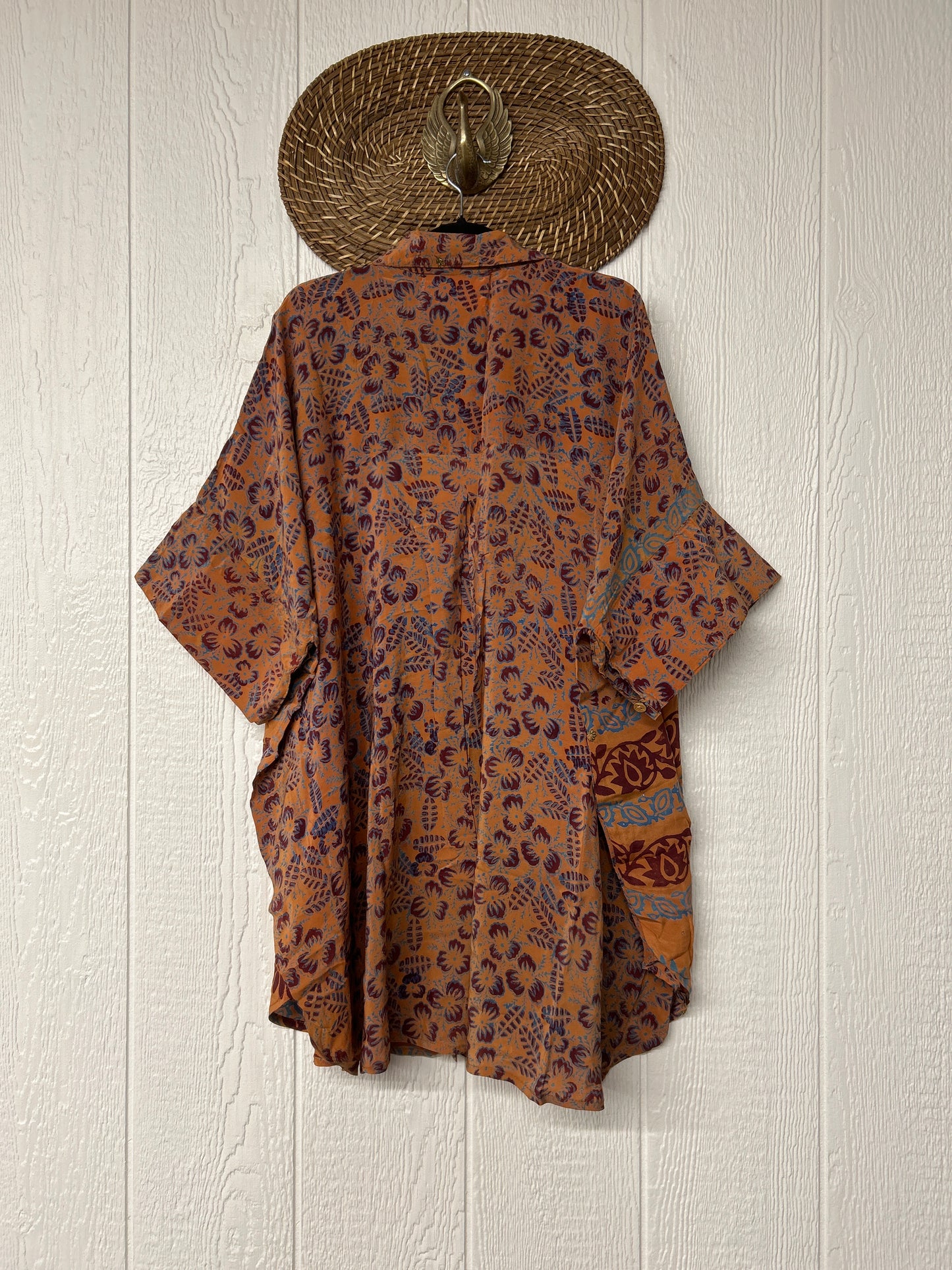 Crepe Sari Free To Be Button Down 0626 004