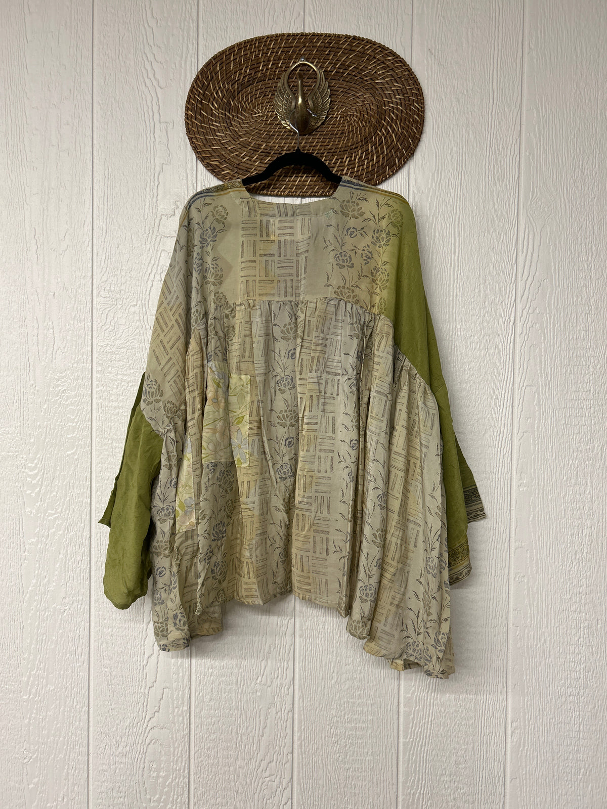 Crepe Sari Bell Sleeve Gold Dust Crop 0826 233