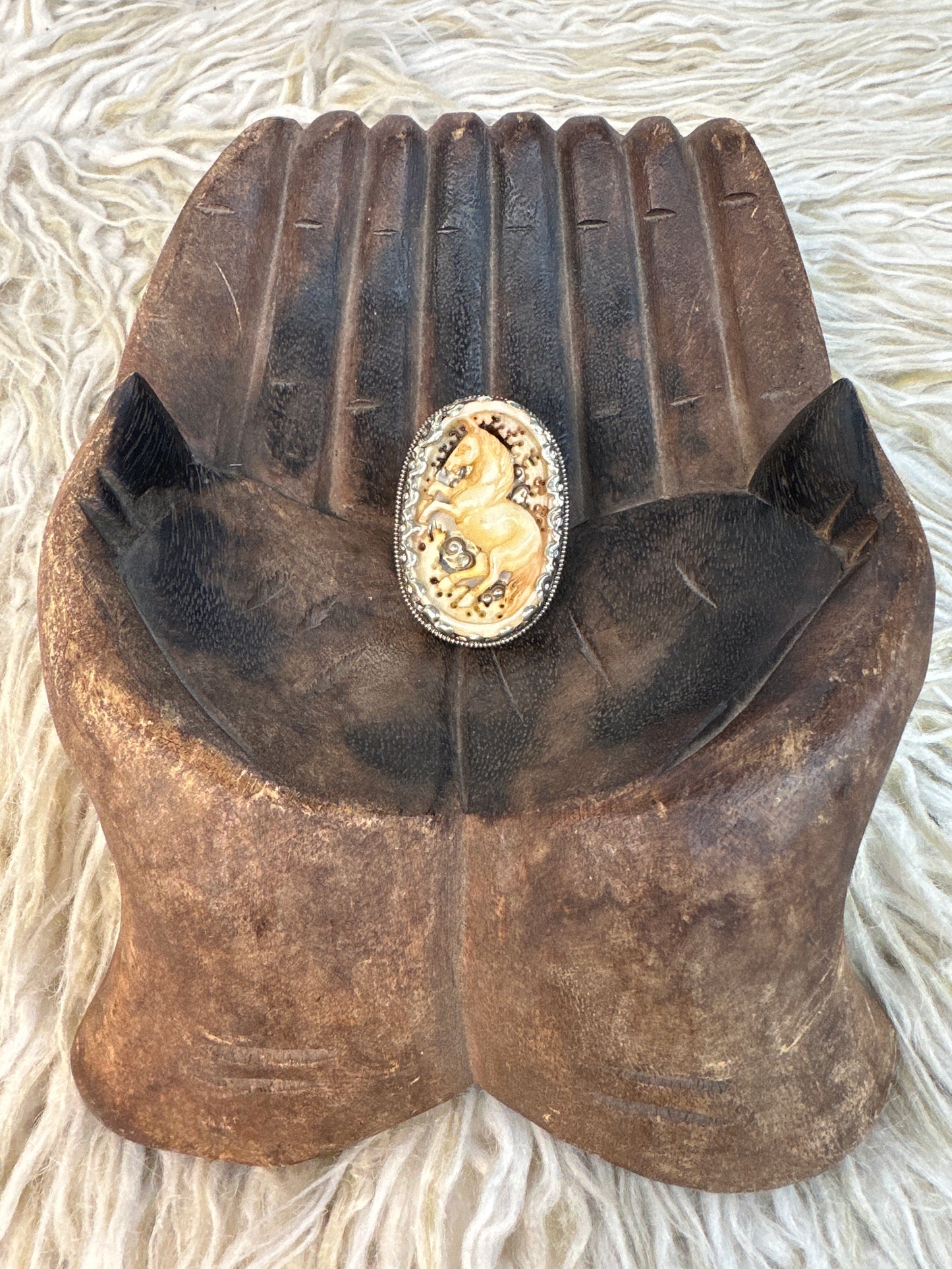 Bone Craved Horse Ring 0226 010