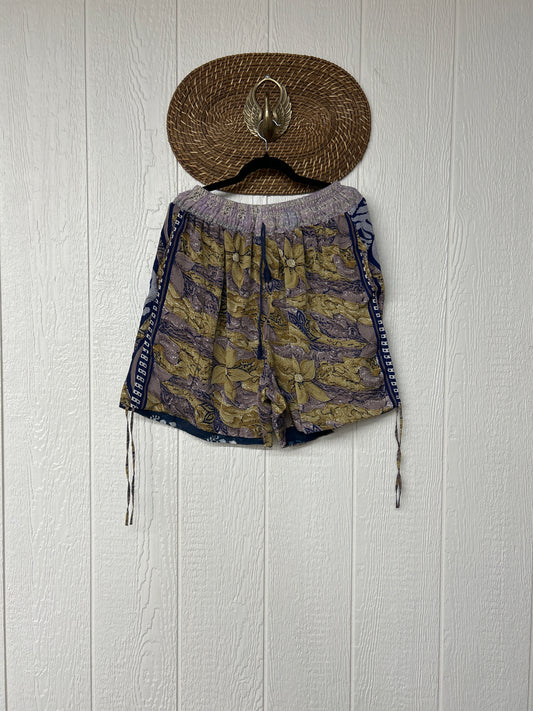 Silk Butterfly Short 0525 018