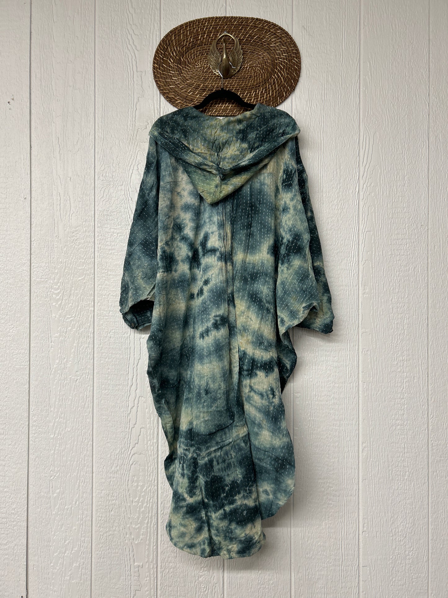 Aura Edit Pareo Kantha Poetic Hoodie Maxi 0726 018