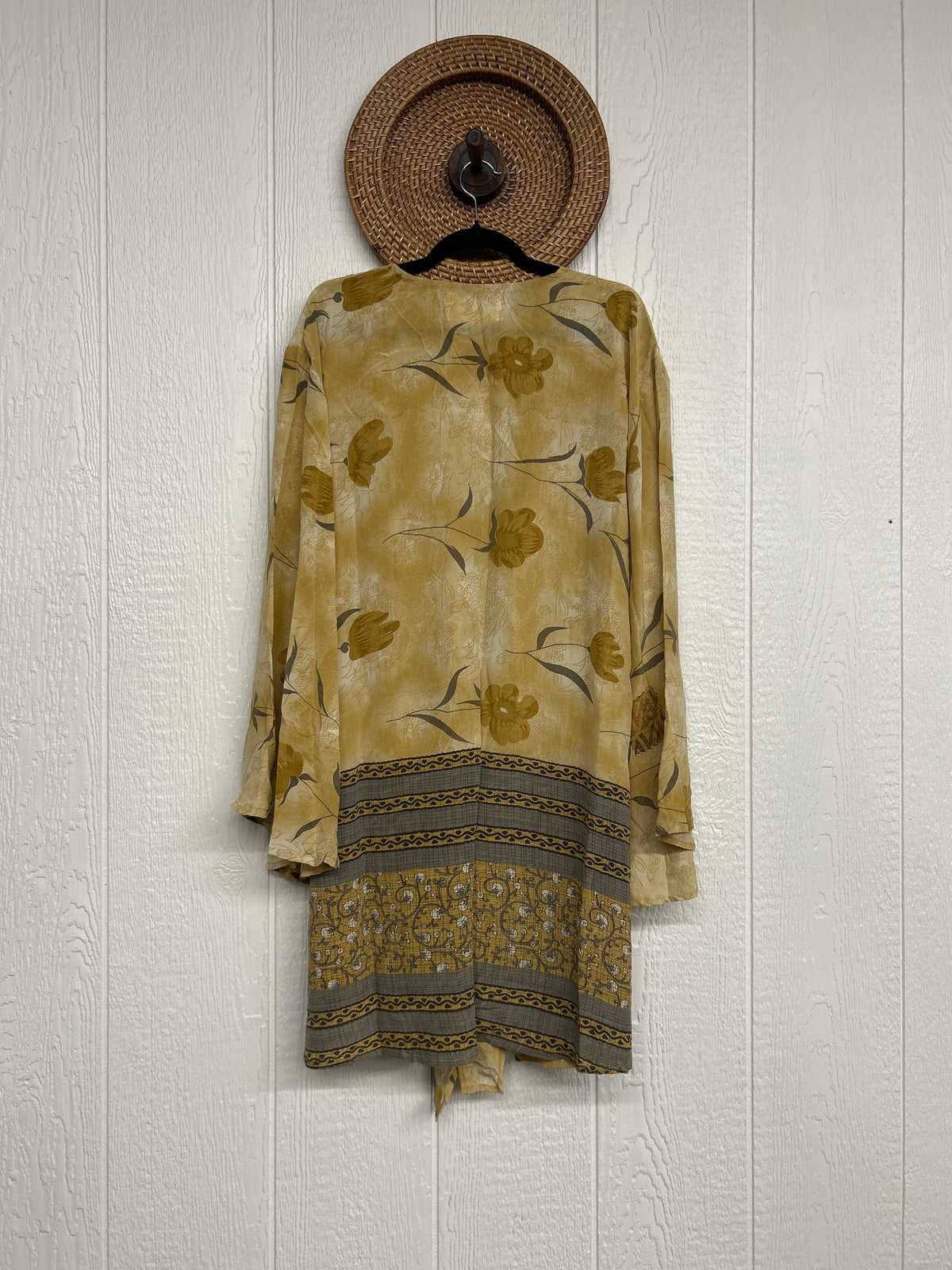 Crepe Sari Shortie Spellbound Kimono 0426 188