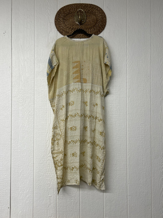 Alchemi Kantha Surrender Hi Lo Poncho 0826 003