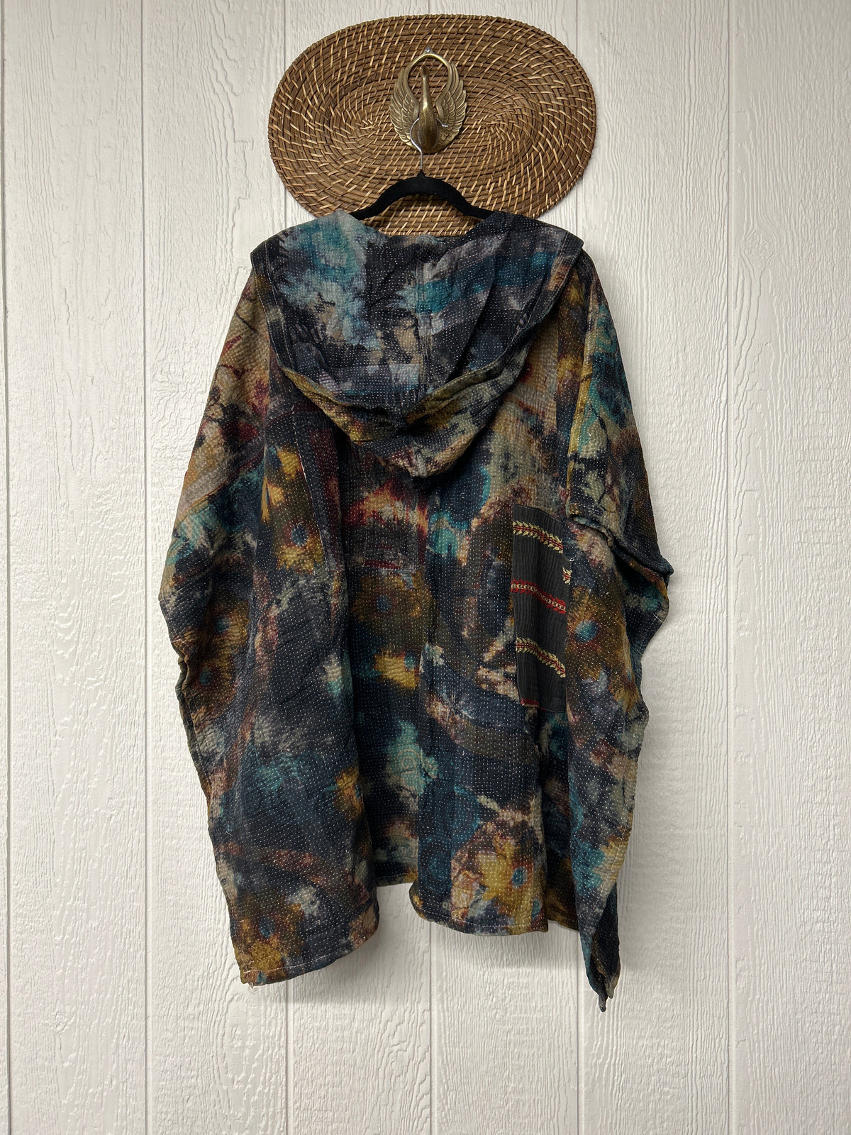 Aura Edit Fine Kantha Wanderlust Poncho 1026 002