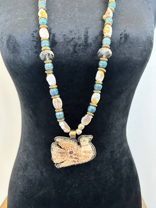 Dove Pearl Pendant Necklace