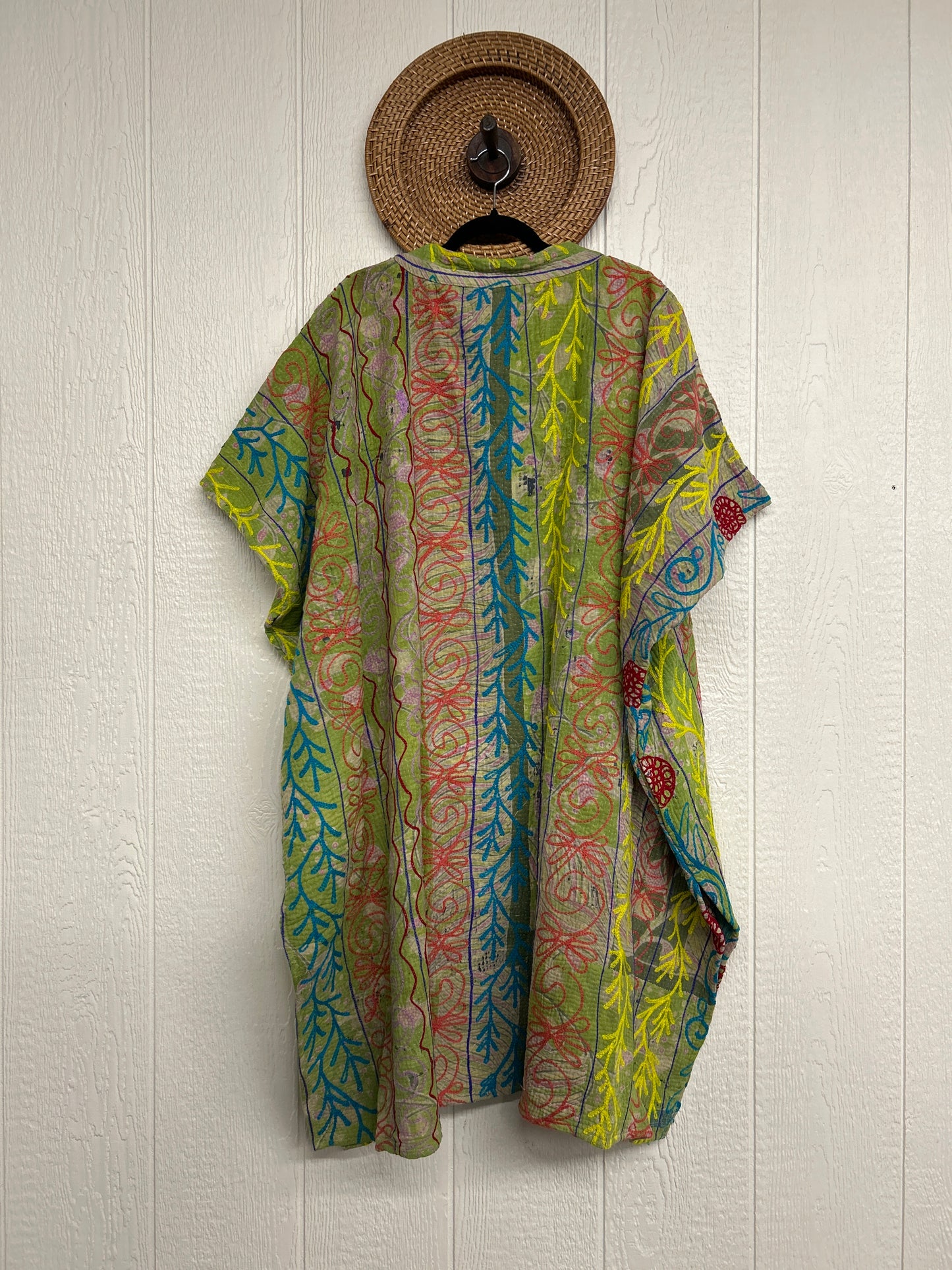 RETAIL Suzani Muu 0925 078