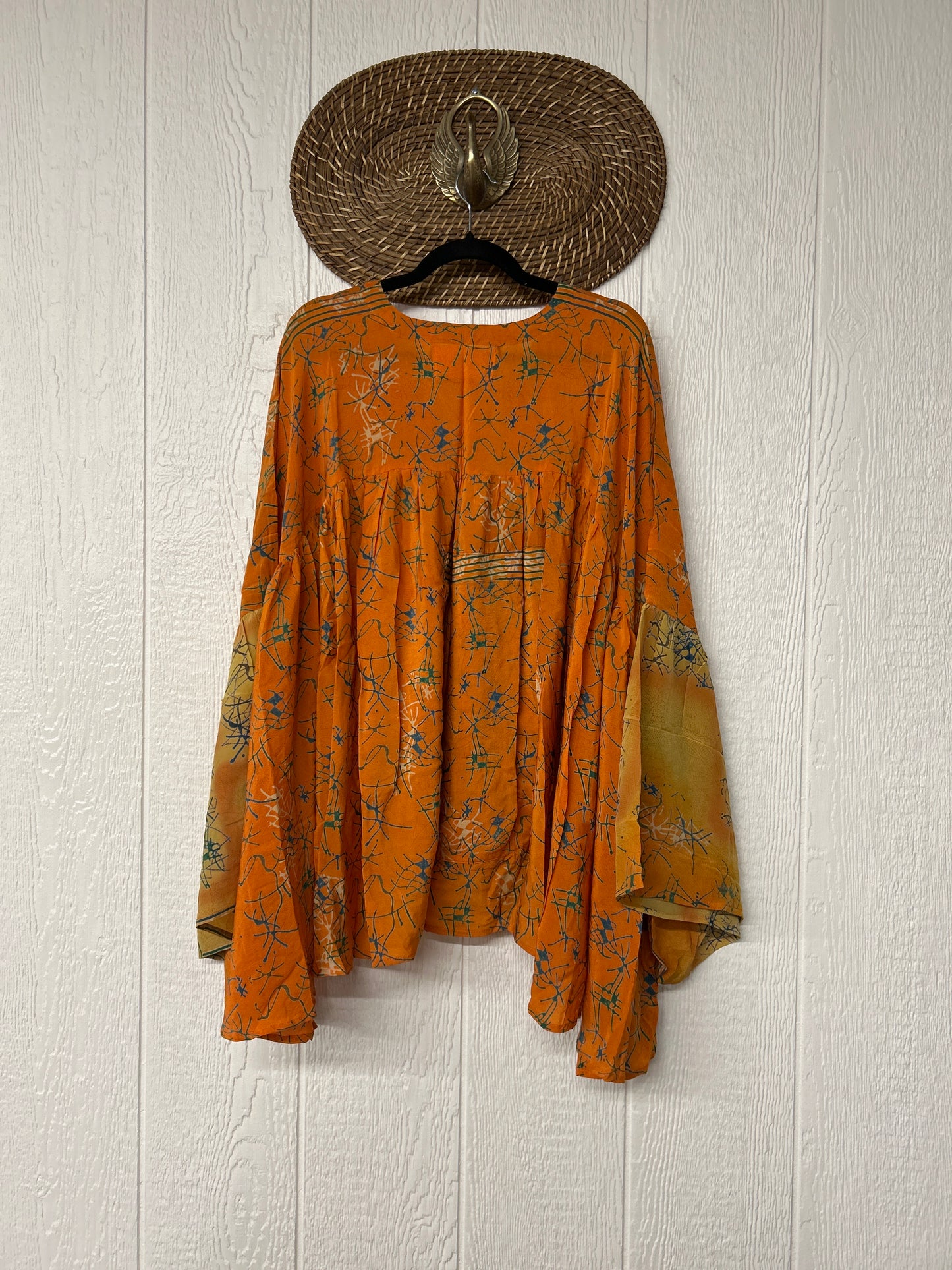 Crepe Sari Bell Sleeve Gold Dust Crop 0826 263