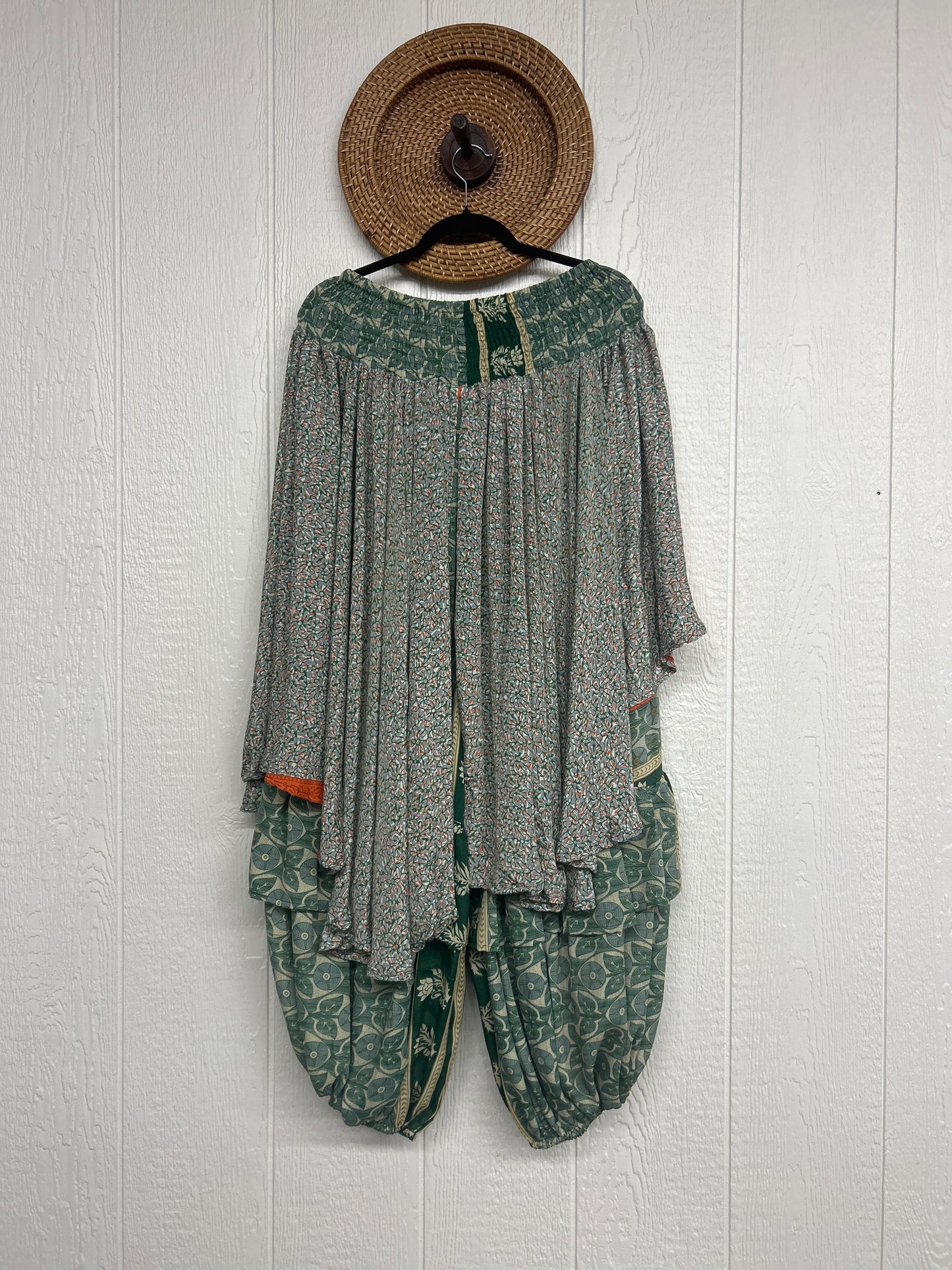 Rasgulla Sari Enchanted Jogger 0426 011