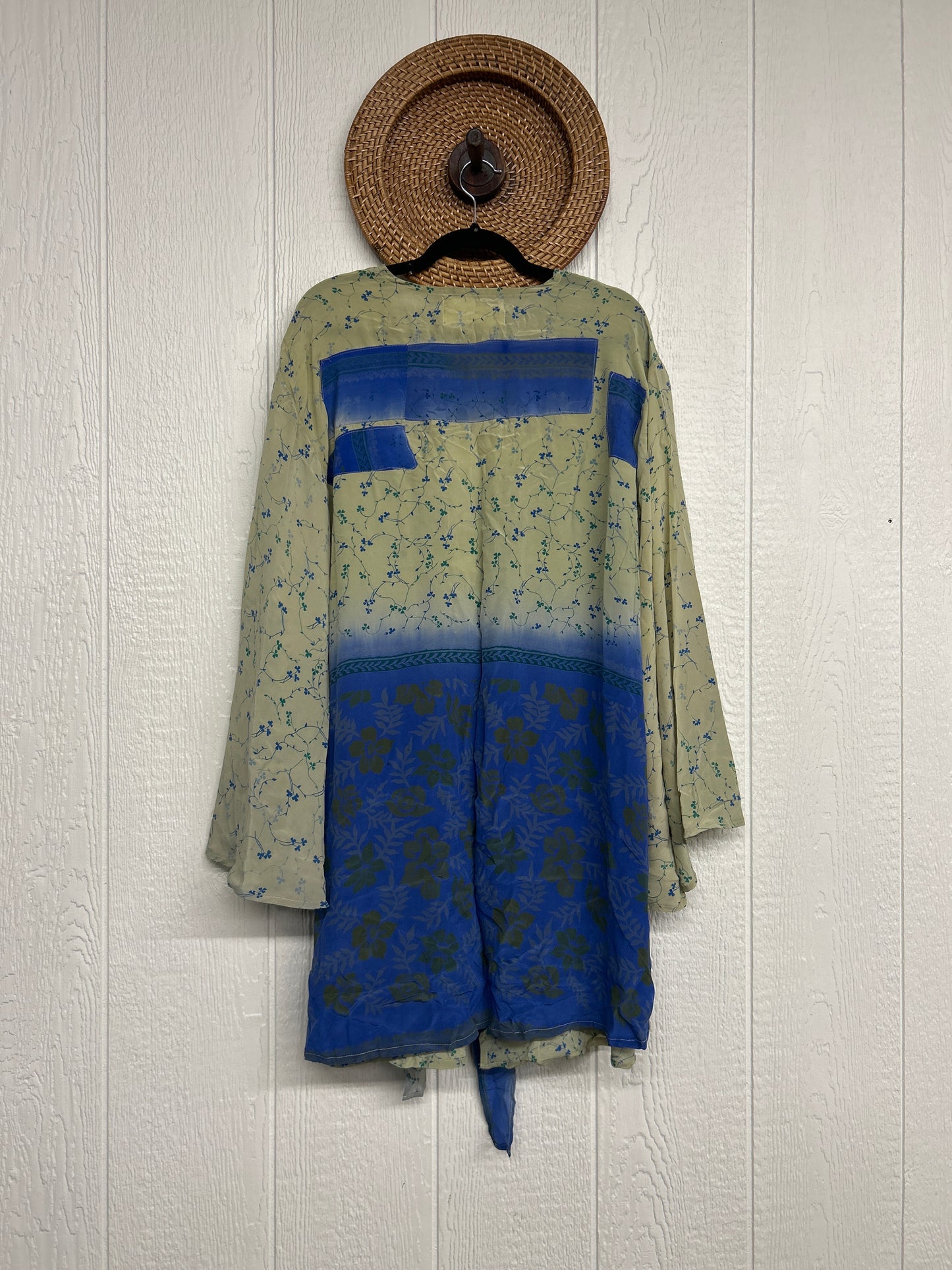 Crepe Sari Shortie Spellbound Kimono 0426 259
