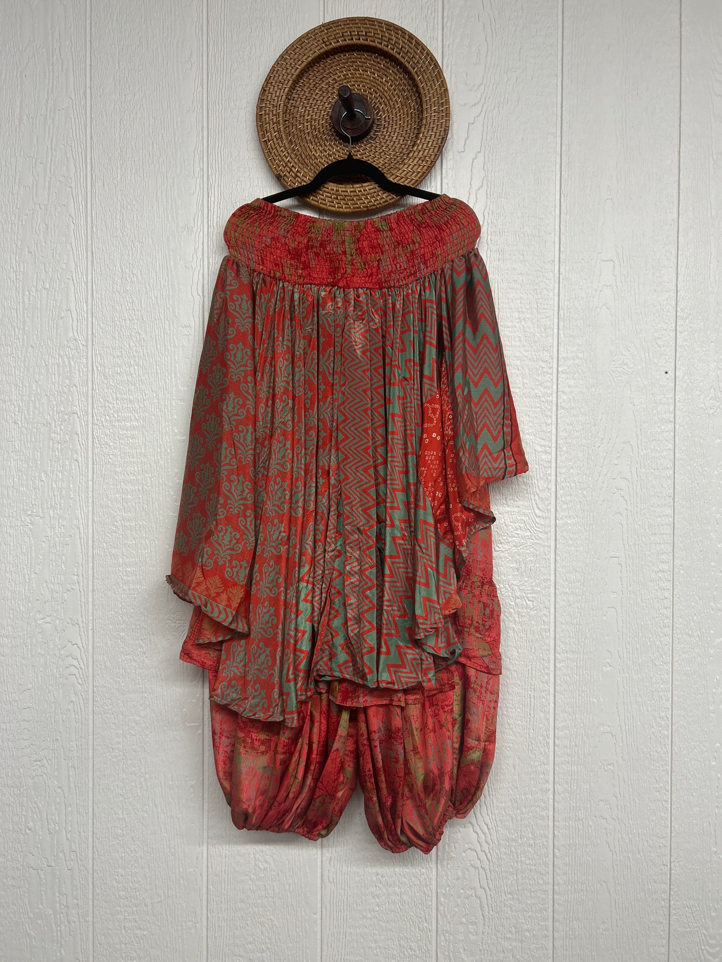 Rasgulla Sari Enchanted Jogger 0426 018