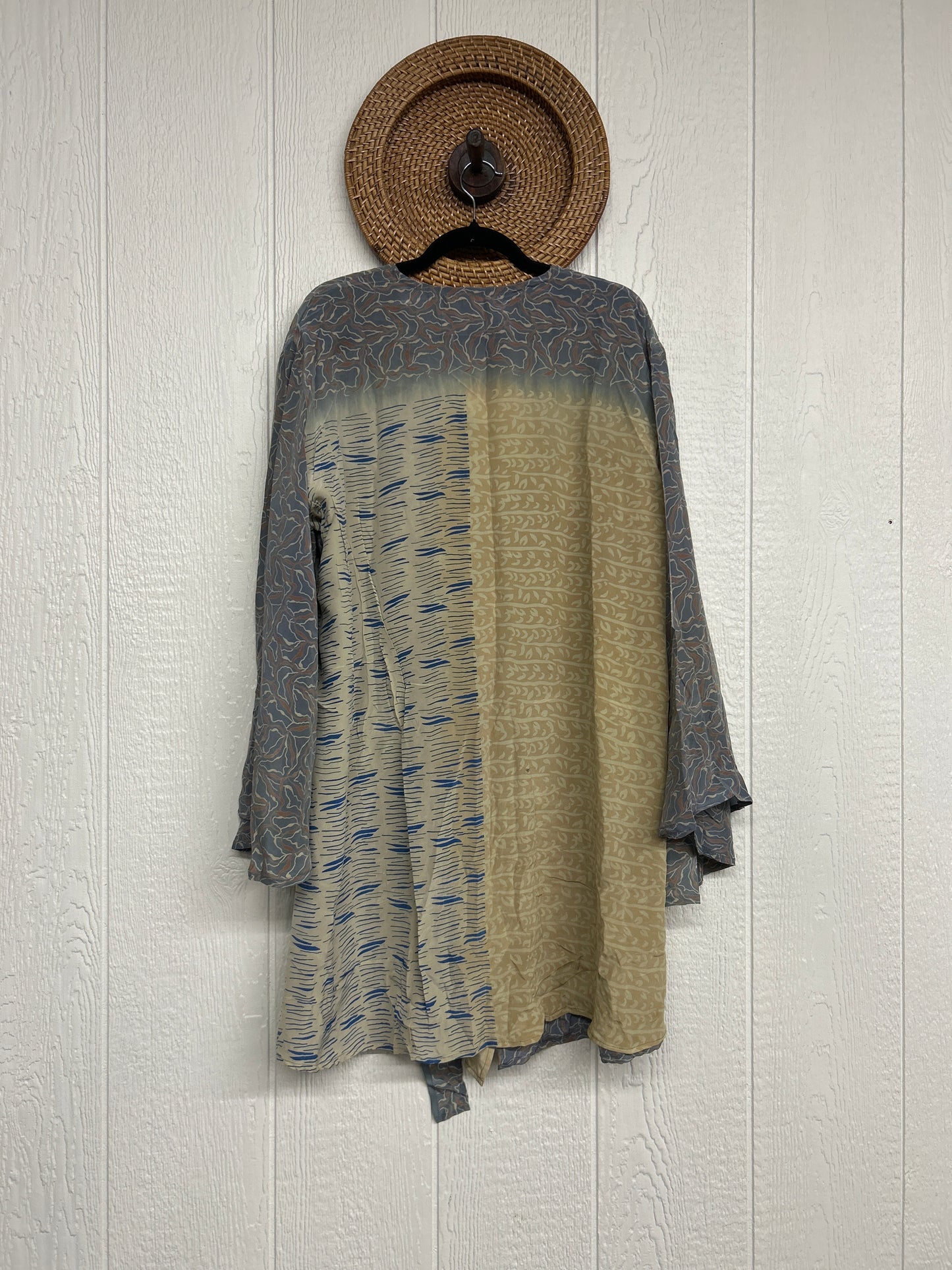 Crepe Sari Shortie Spellbound Kimono 0426 232