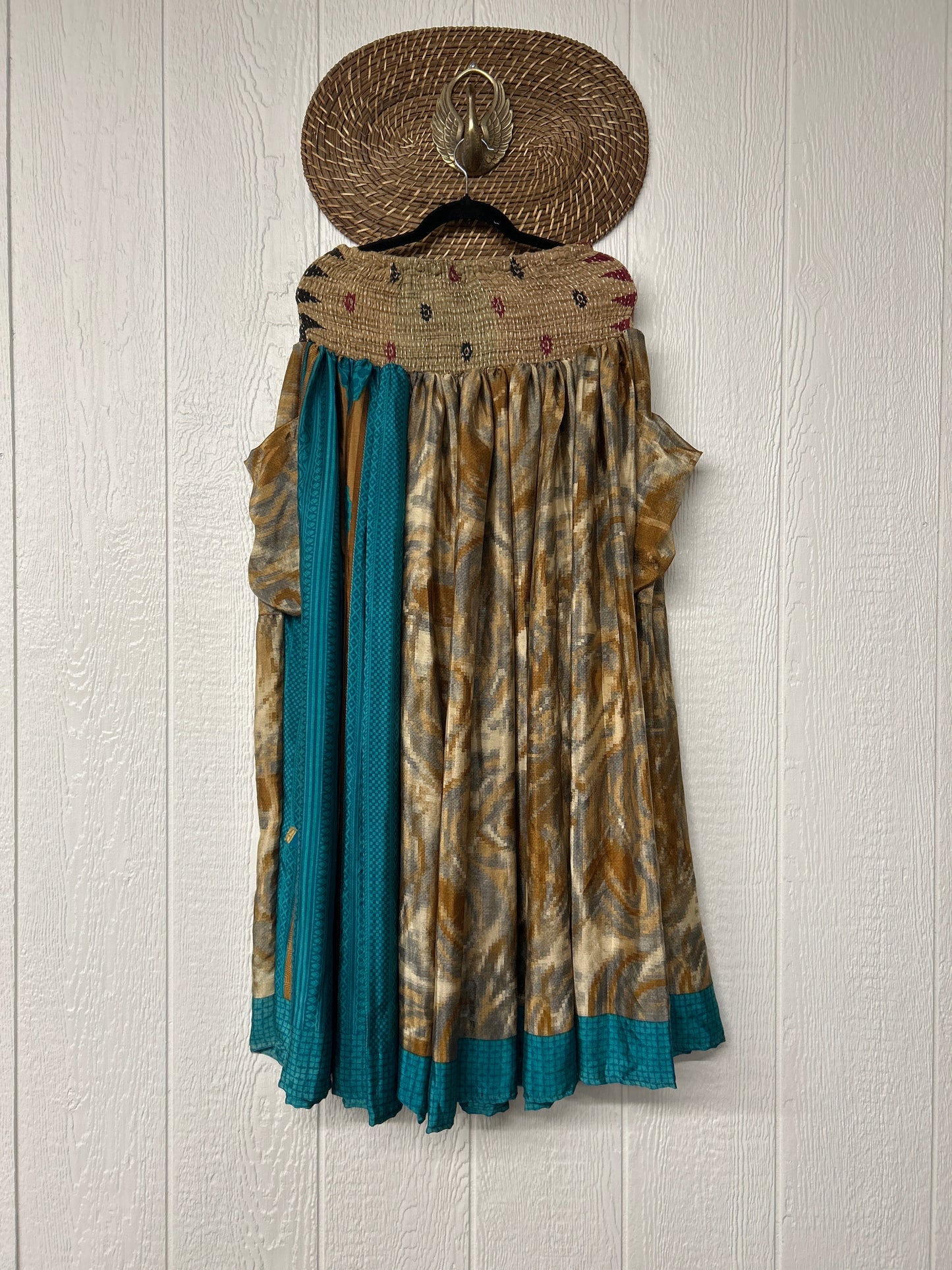 Rasgulla Sari Free Bird Convertible Skirt 0226 252