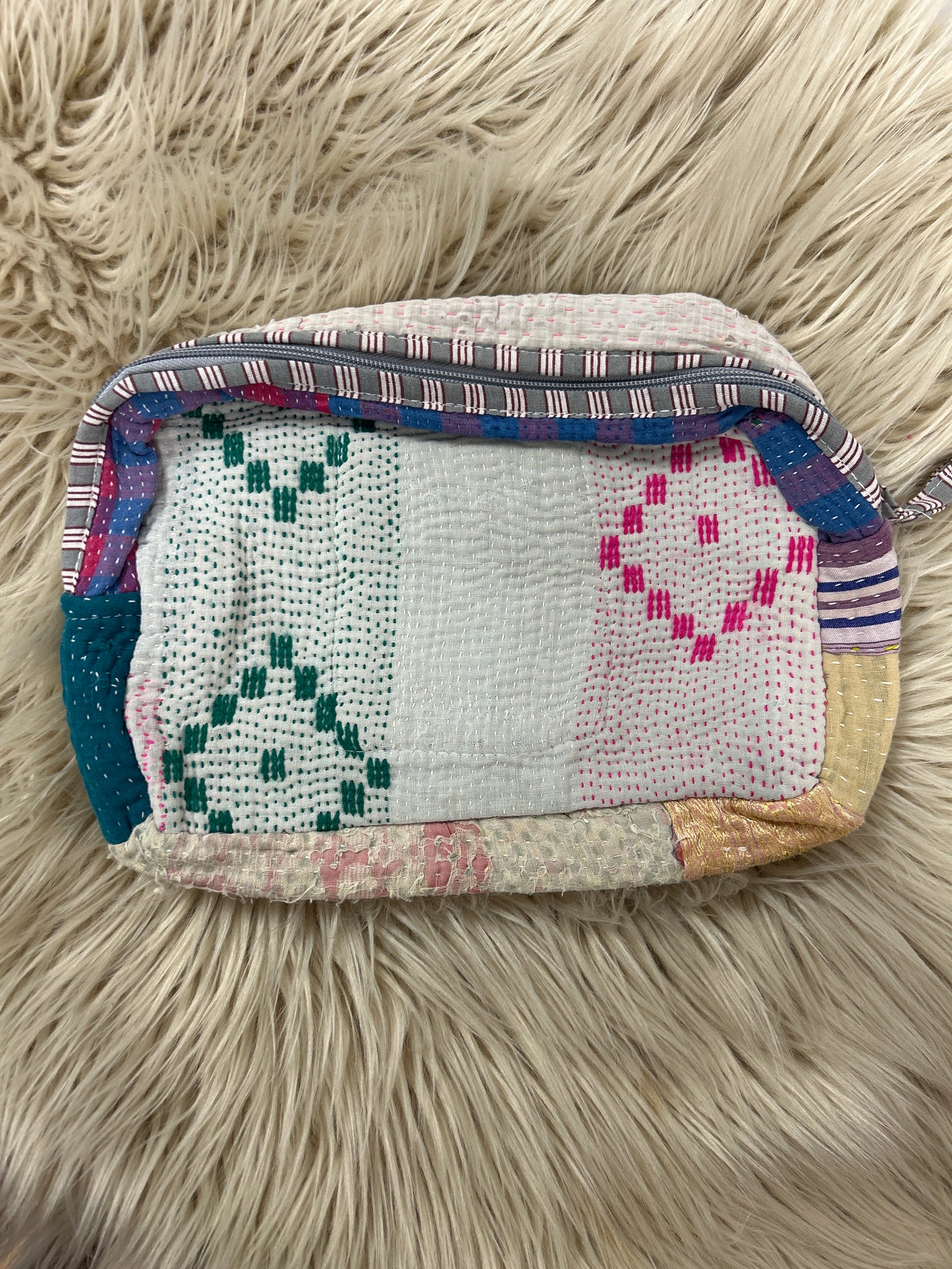 Kantha Cosmetic Bag 0426 001