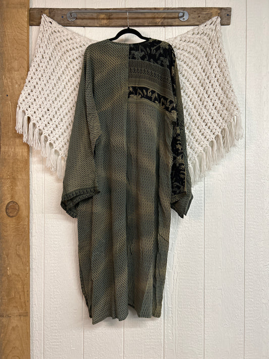 RETAIL New Moon Maxi 1025 046