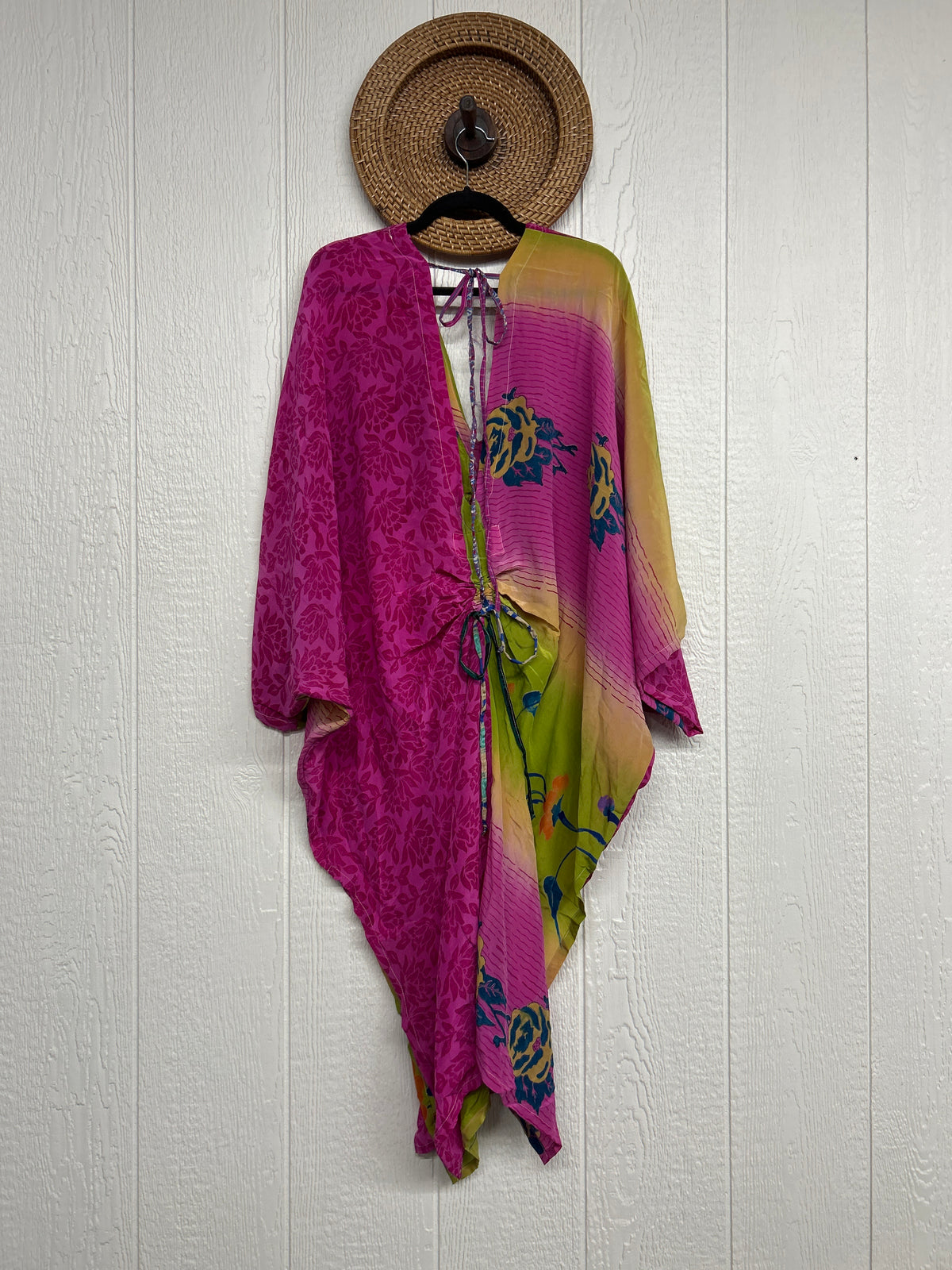 RETAIL Moondance Muu 0426 028