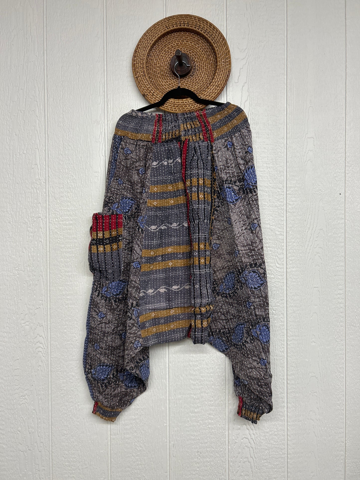 Pareo Kantha Be Still Harems 0626 080