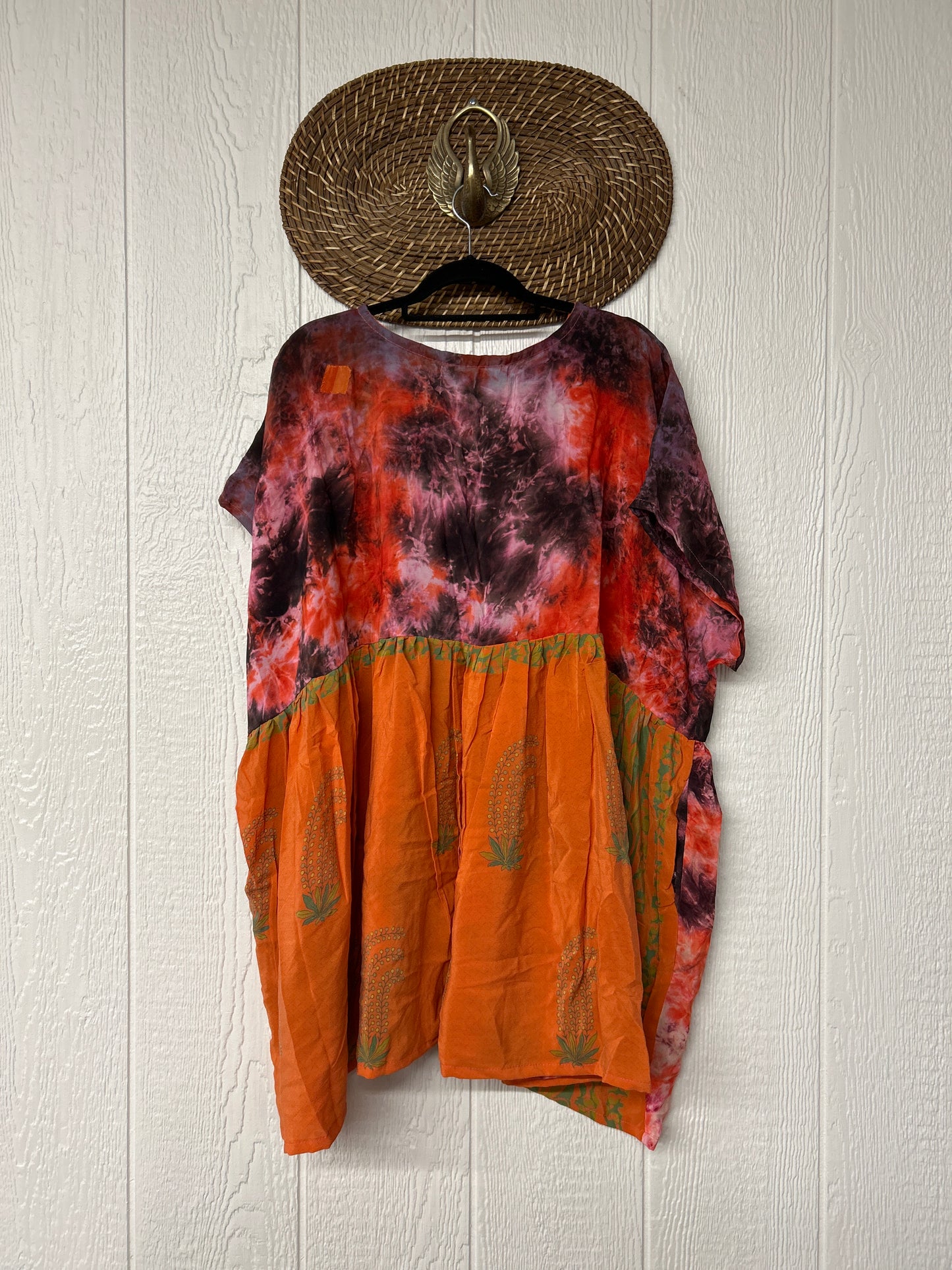Crepe Sari Daydreamer Button Down Mini  0426 252