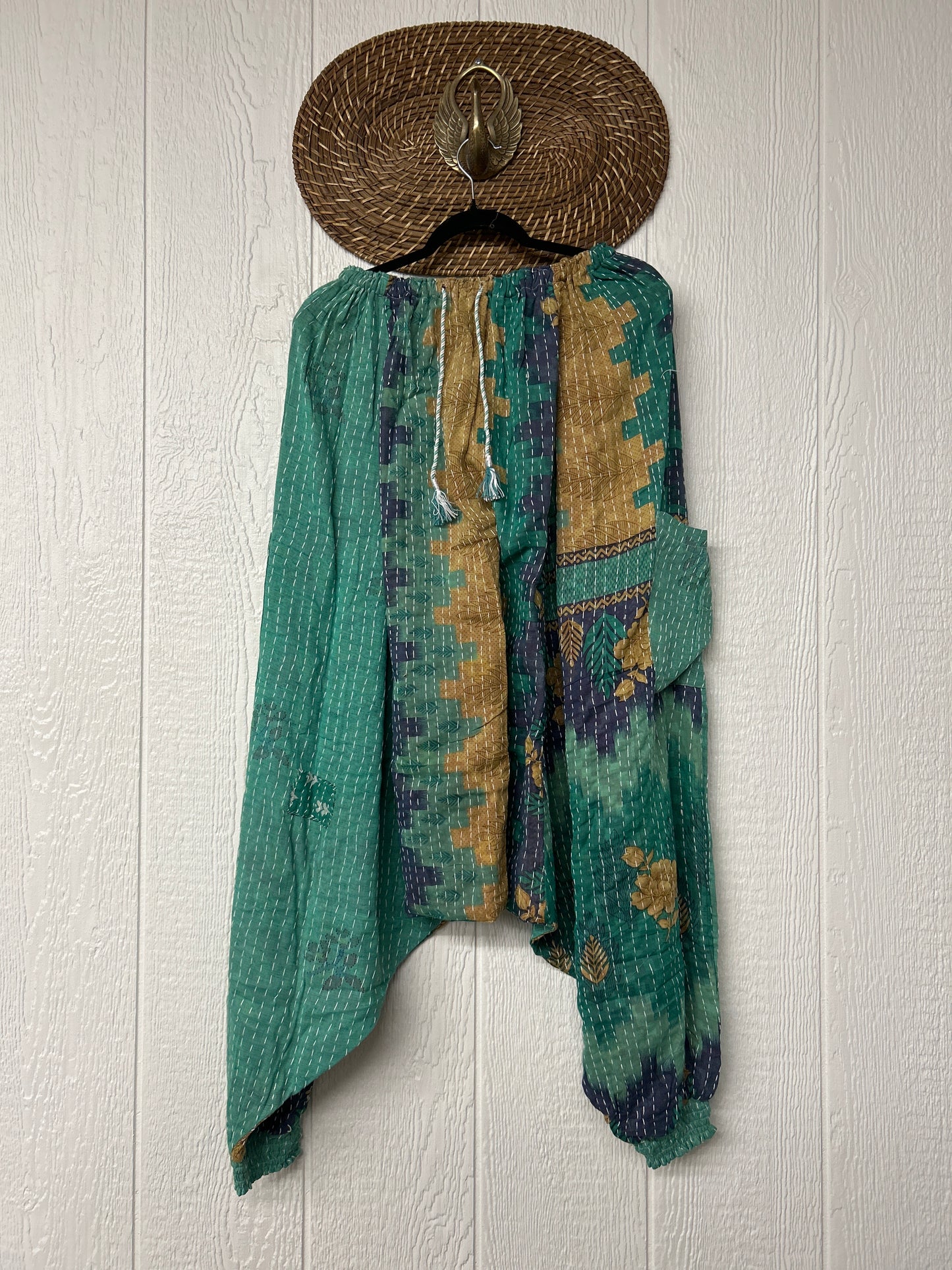 Pareo Kantha Be Still Harems 0226 198