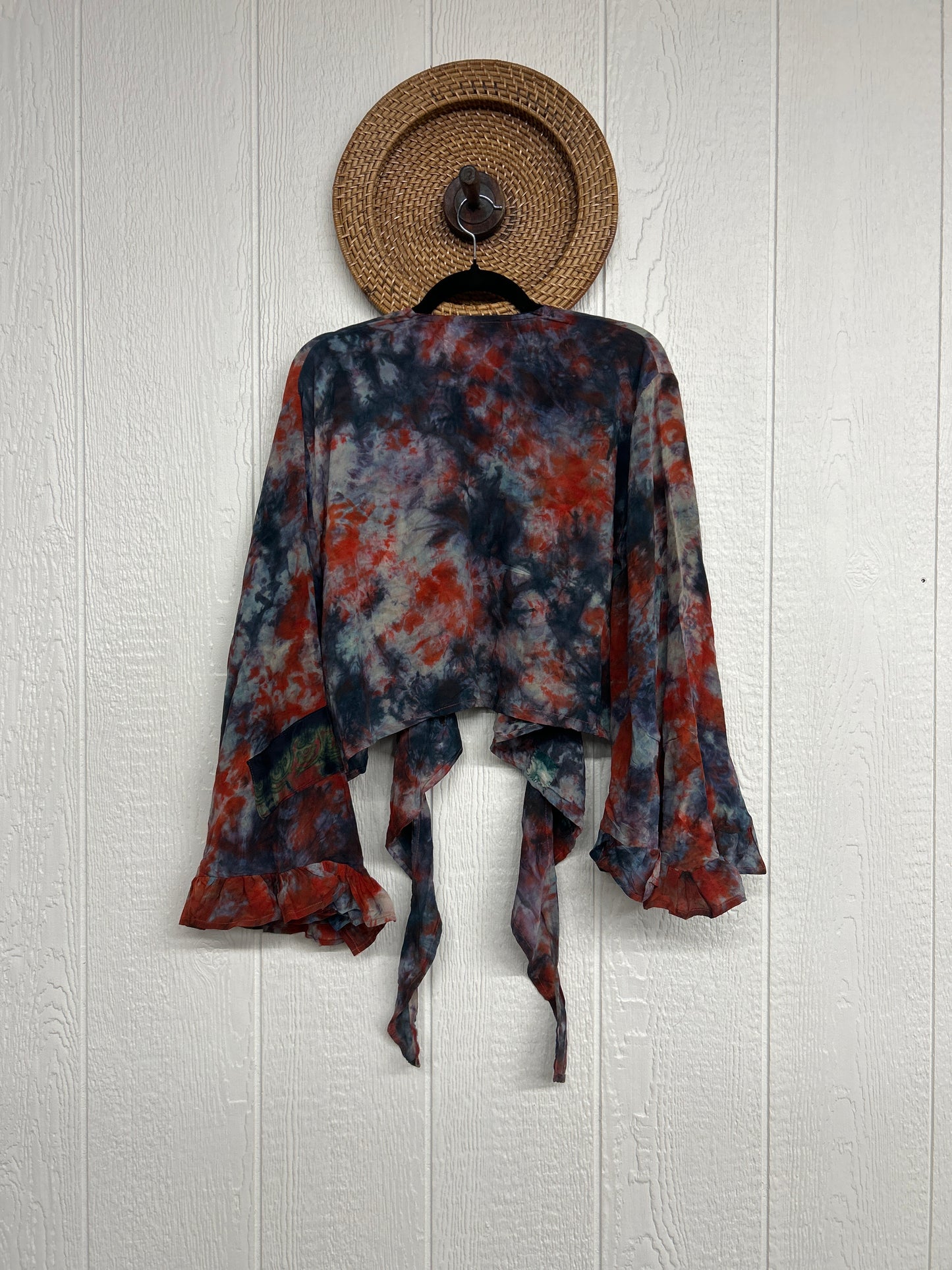 Crepe Sari Zeppelin Crop Shrug 0426 038