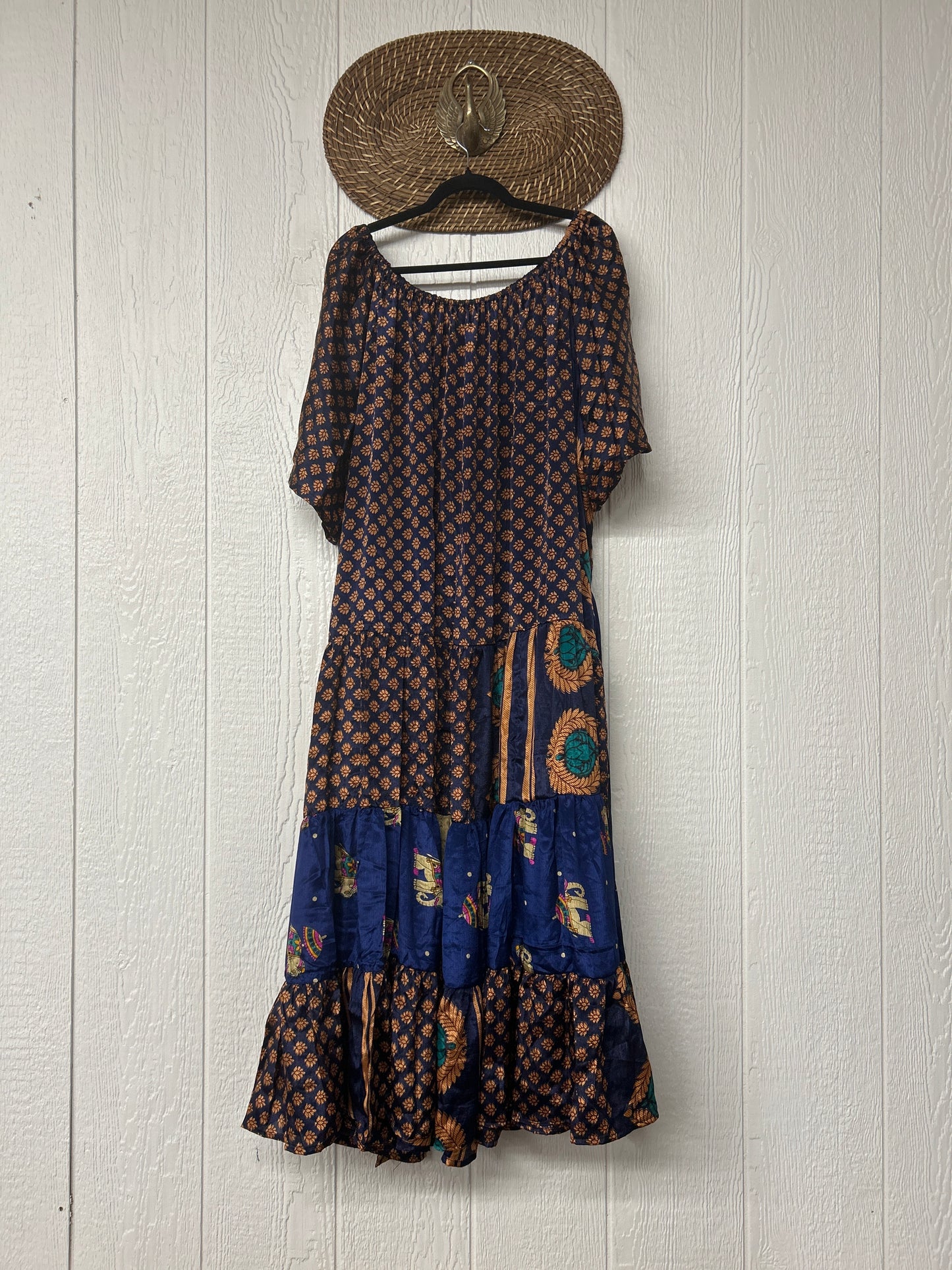 Rasgulla Sari Nova Maxi 0826 262