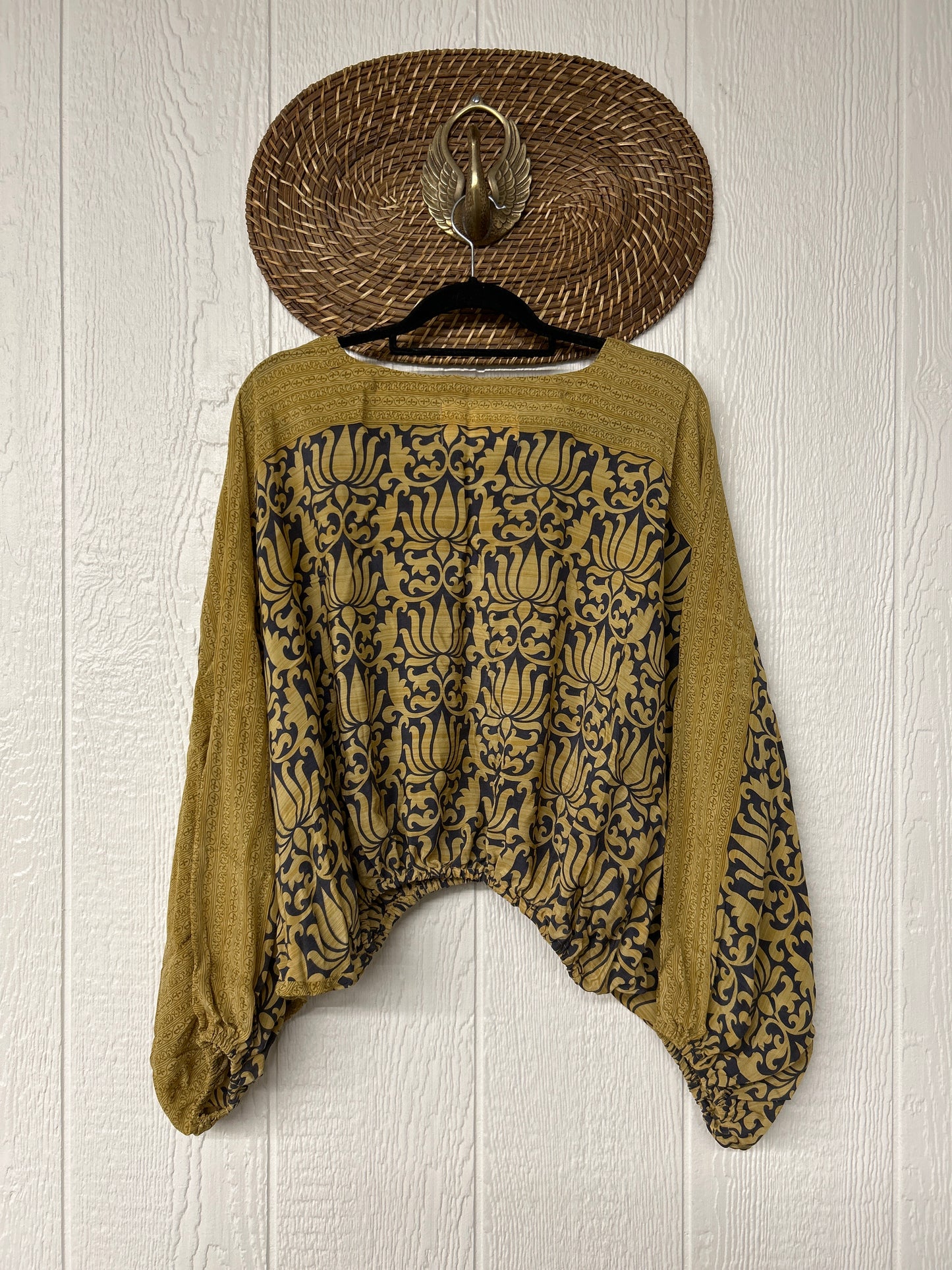 Crepe Sari Luna Crop Top 0526 014