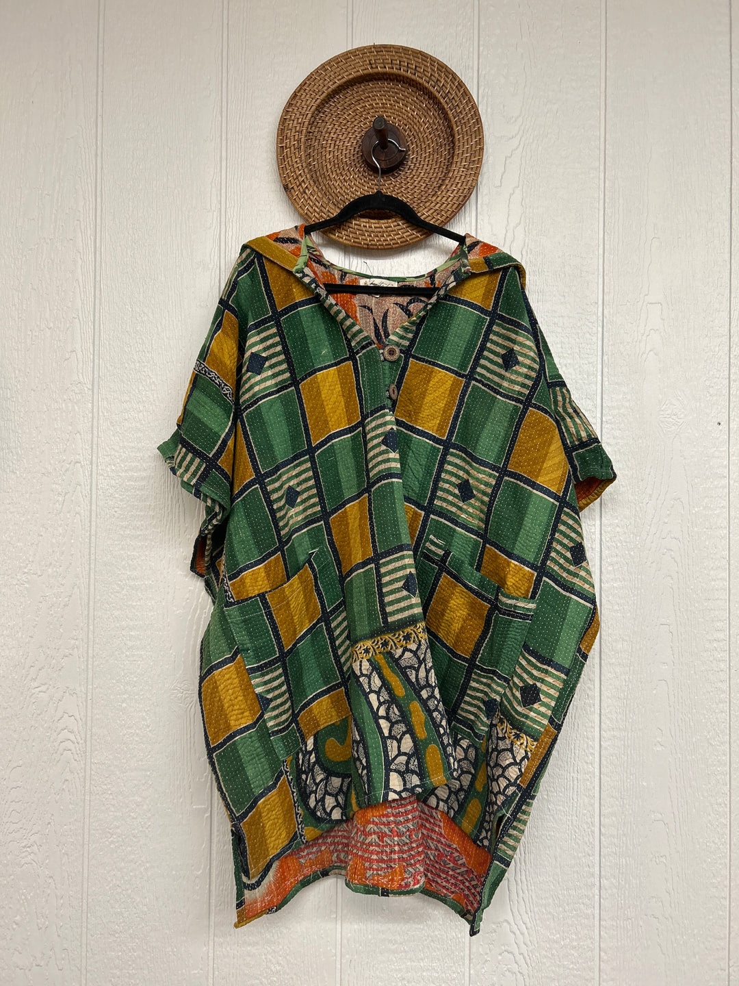 Peace + Love Poncho 0325 203