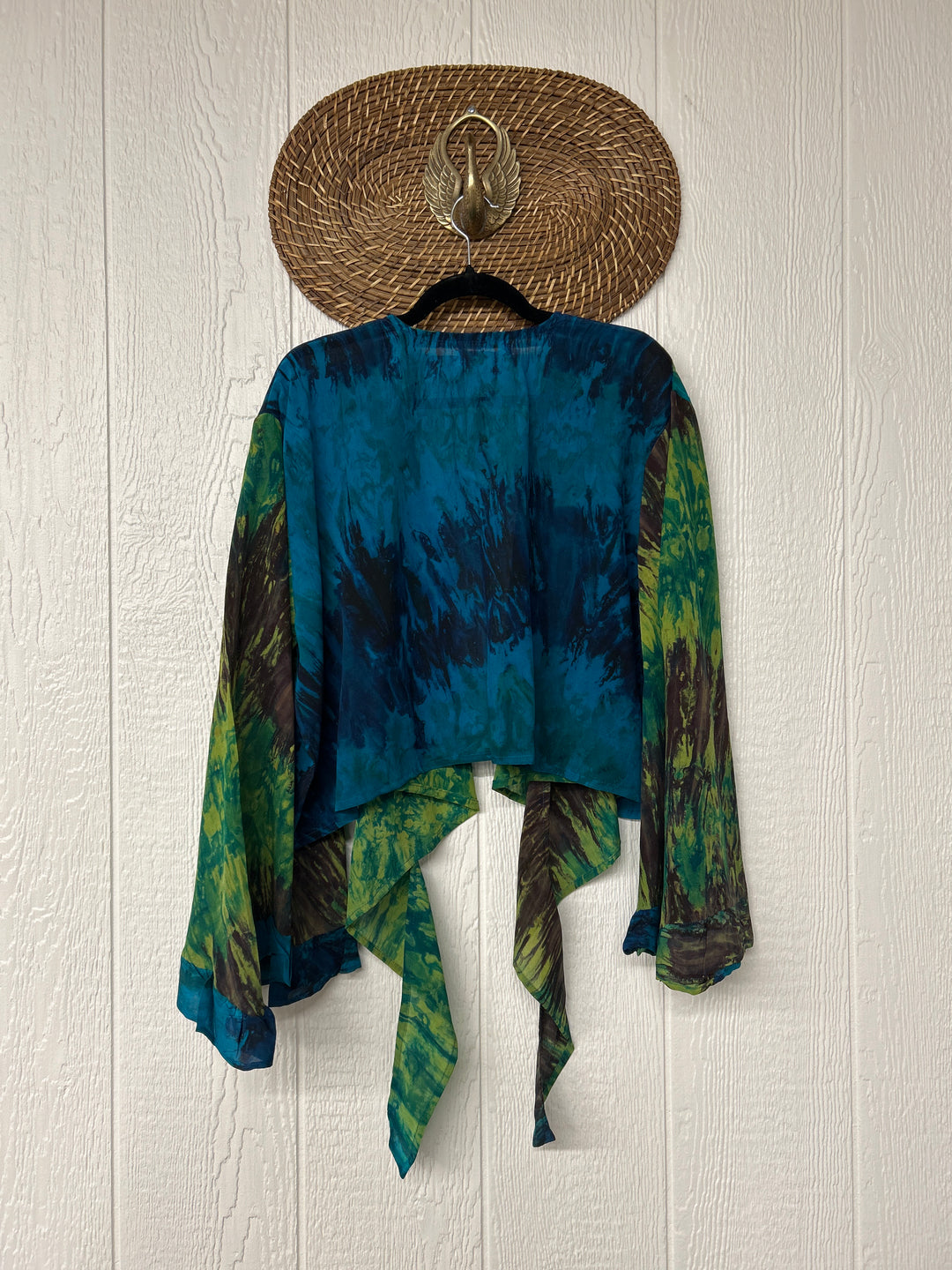 Zeppelin Crop Shrug 0425 226