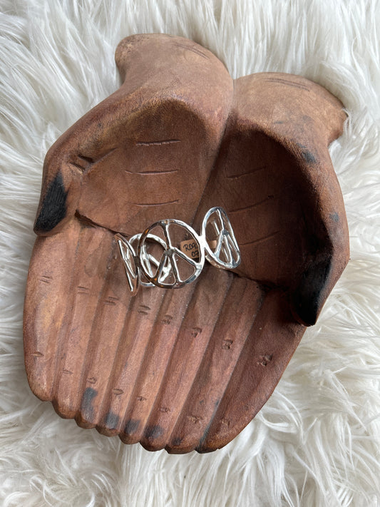 Woodstock Vibes Silver Peace Sign Cuff Bracelet -002