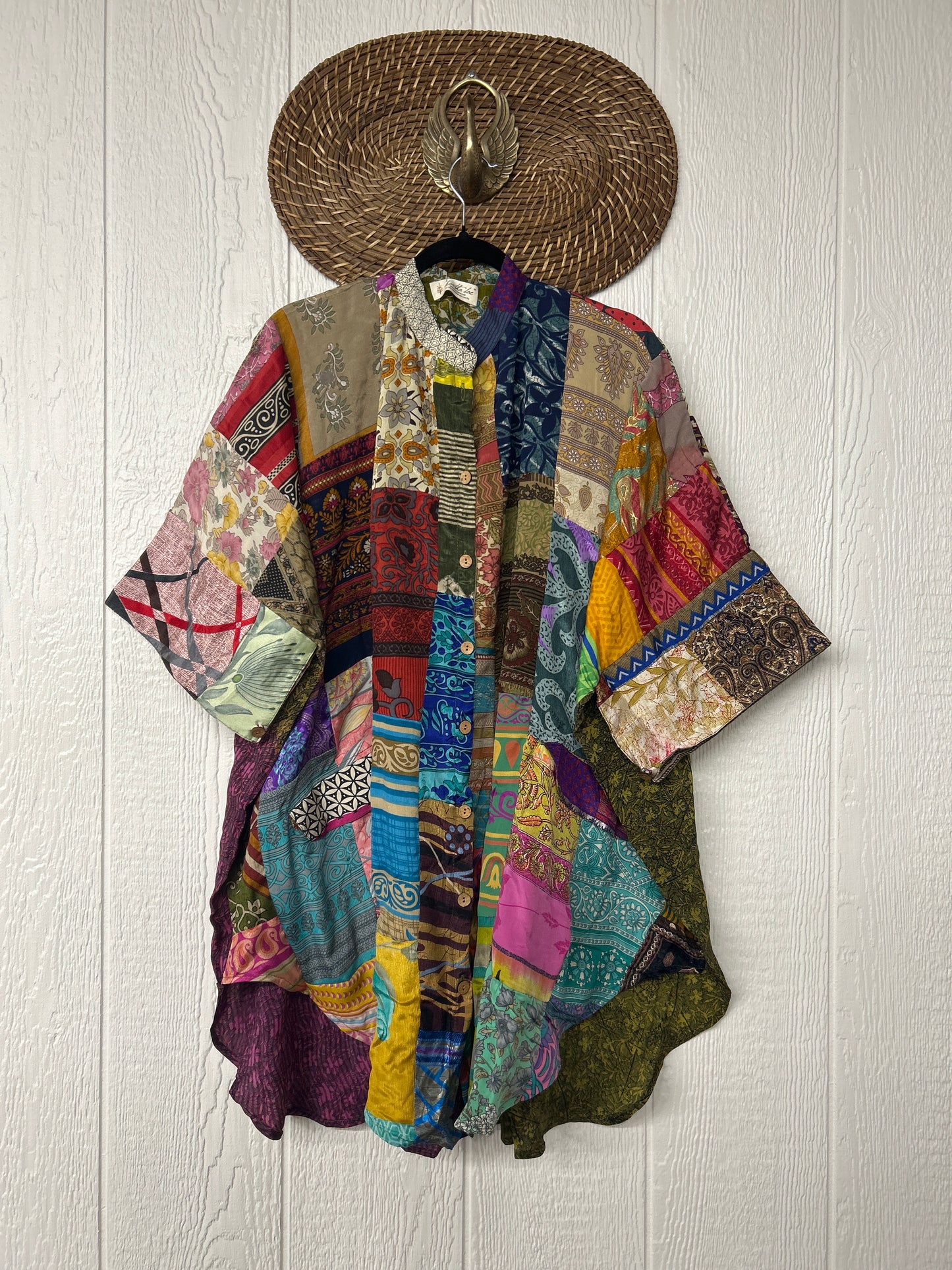 Goddess Free To Be Button-Down 0925 103