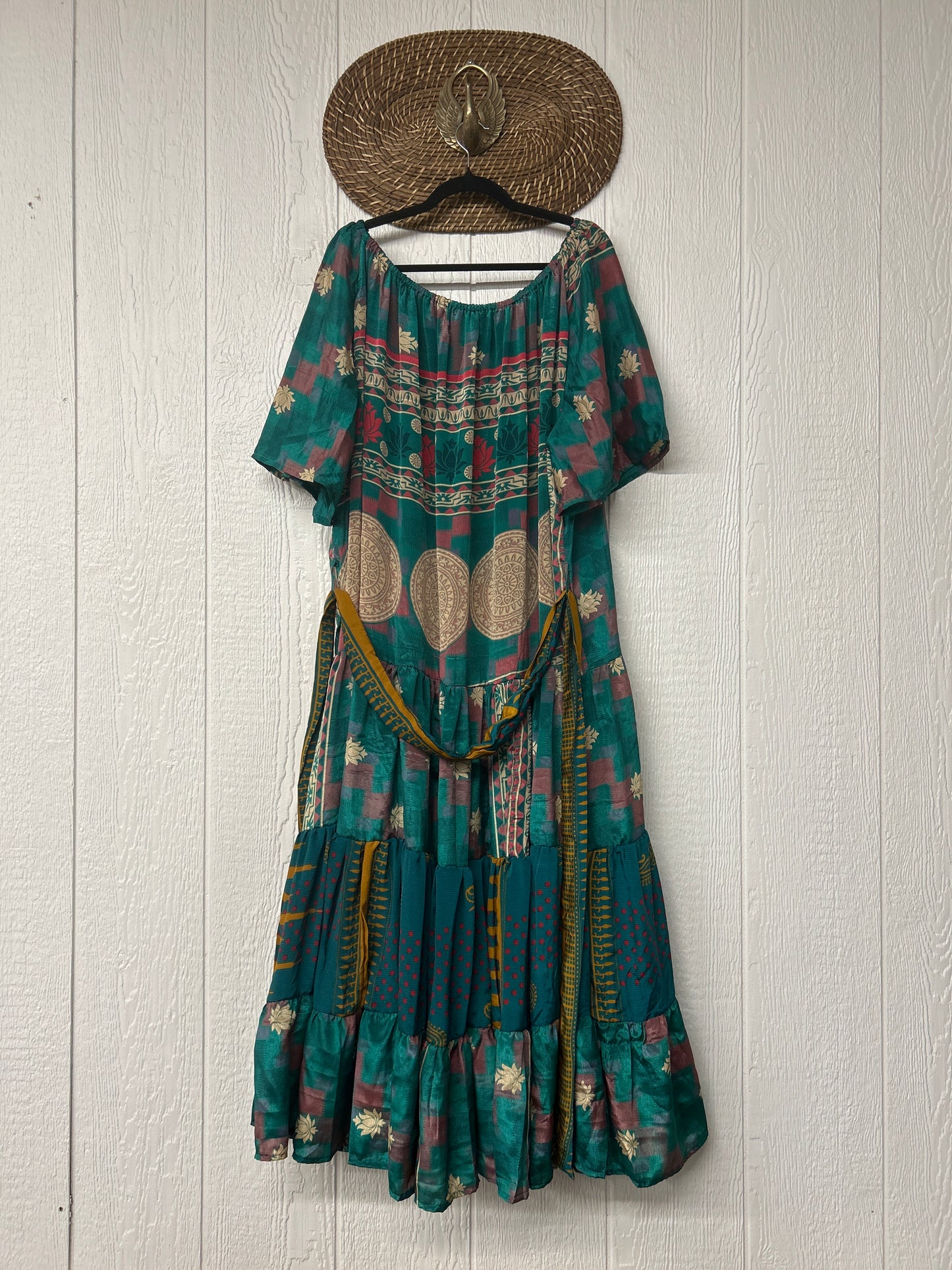 Rasgulla Sari Nova Maxi 0826 266