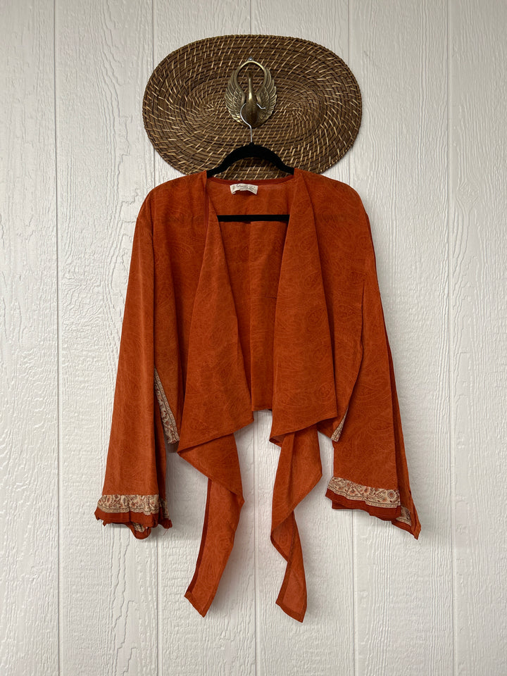 Zeppelin Crop Shrug 0425 253