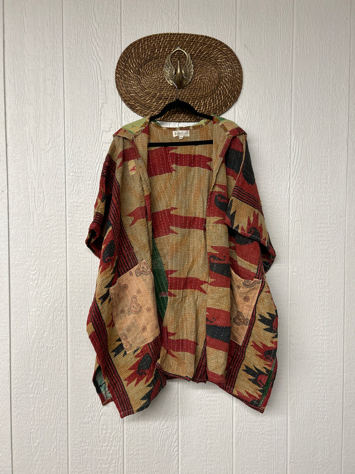 Wanderlust Poncho 0425 028