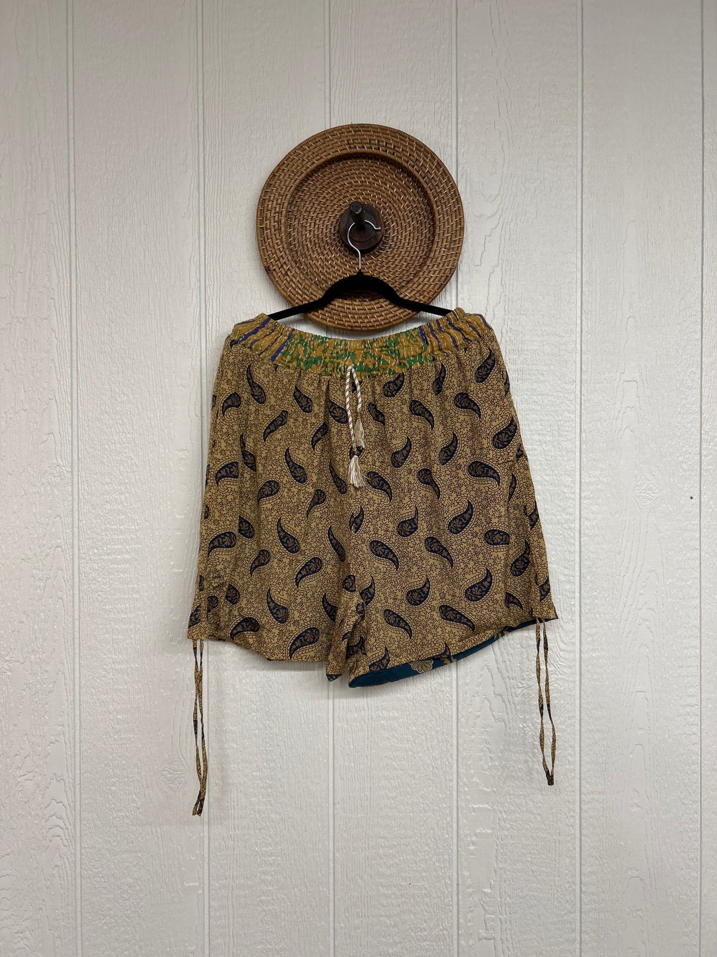 Silk Butterfly Short 0525 135