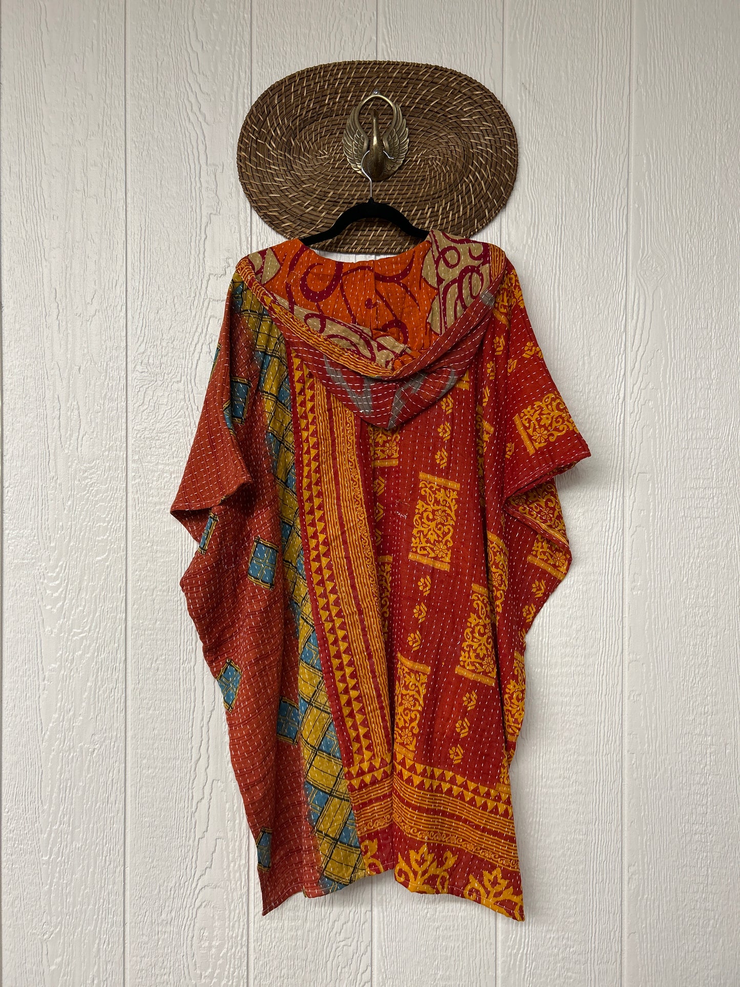 Peace and Love Poncho 0425 168