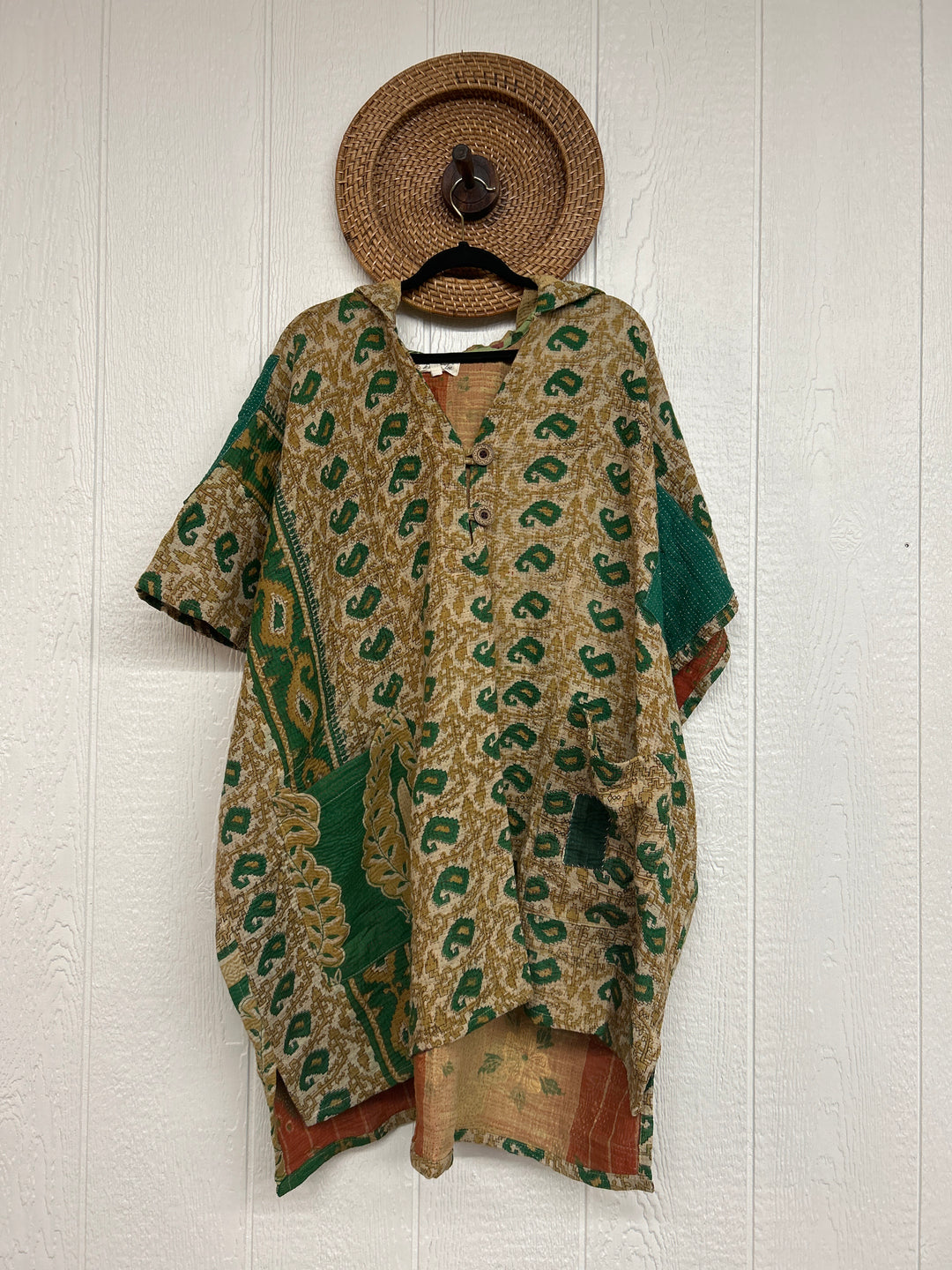 Peace + Love Poncho 0325 240