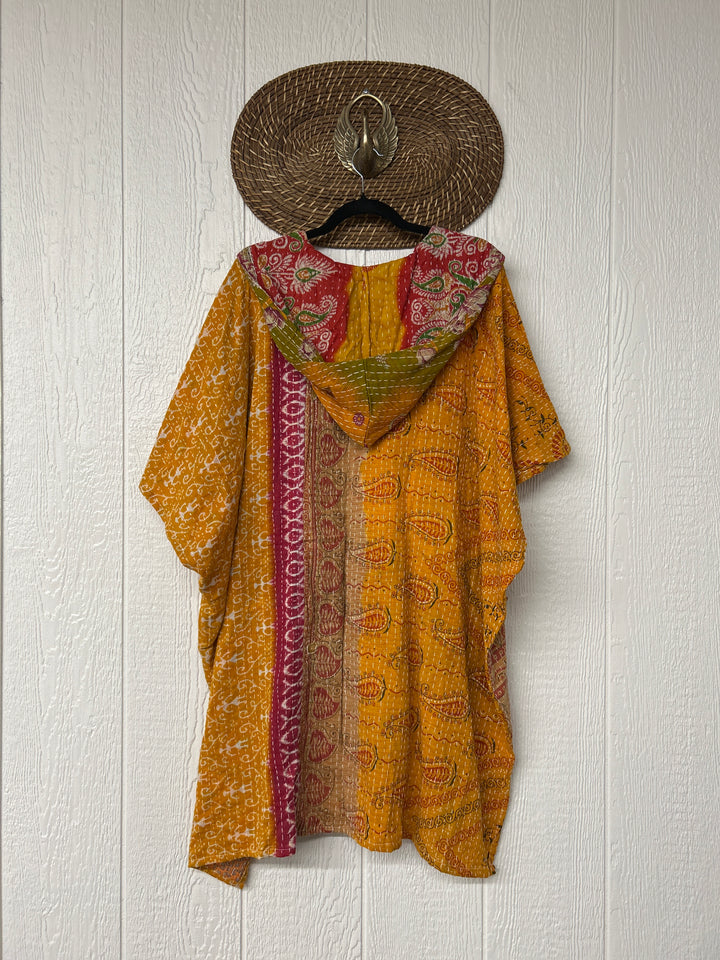 Peace and Love Poncho 0425 133