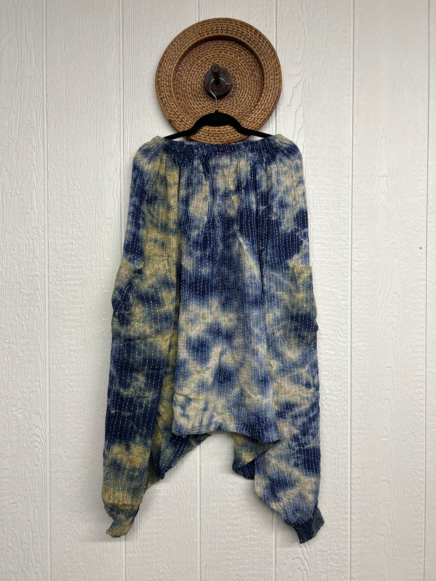 Pareo Kantha Be Still Harems 0526 020